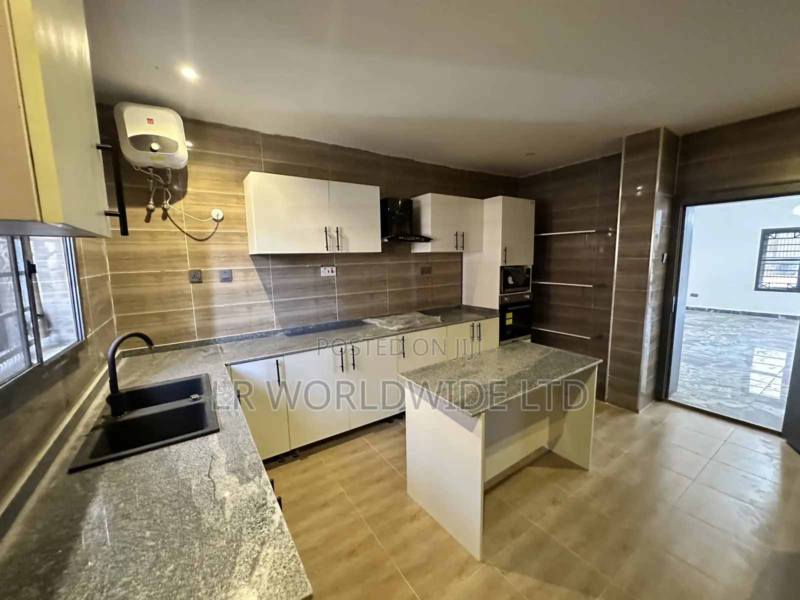 4bdrm Townhouse/Terrace in Wuse for sale