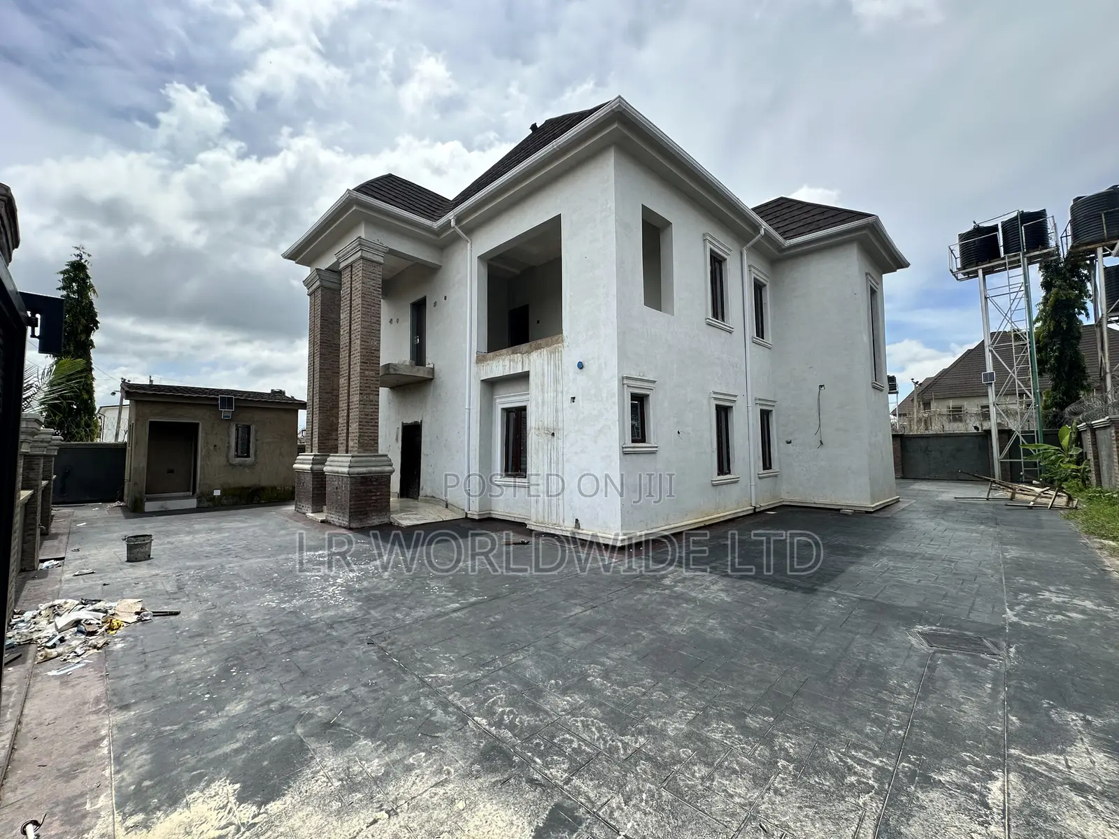 4bdrm Duplex in Lugbe District for sale