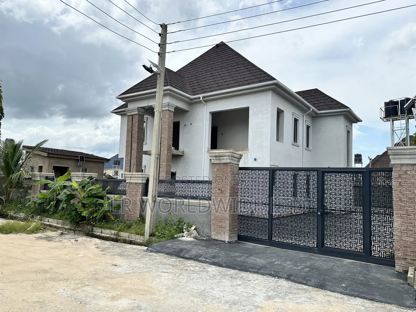 4bdrm Duplex in Lugbe District for sale