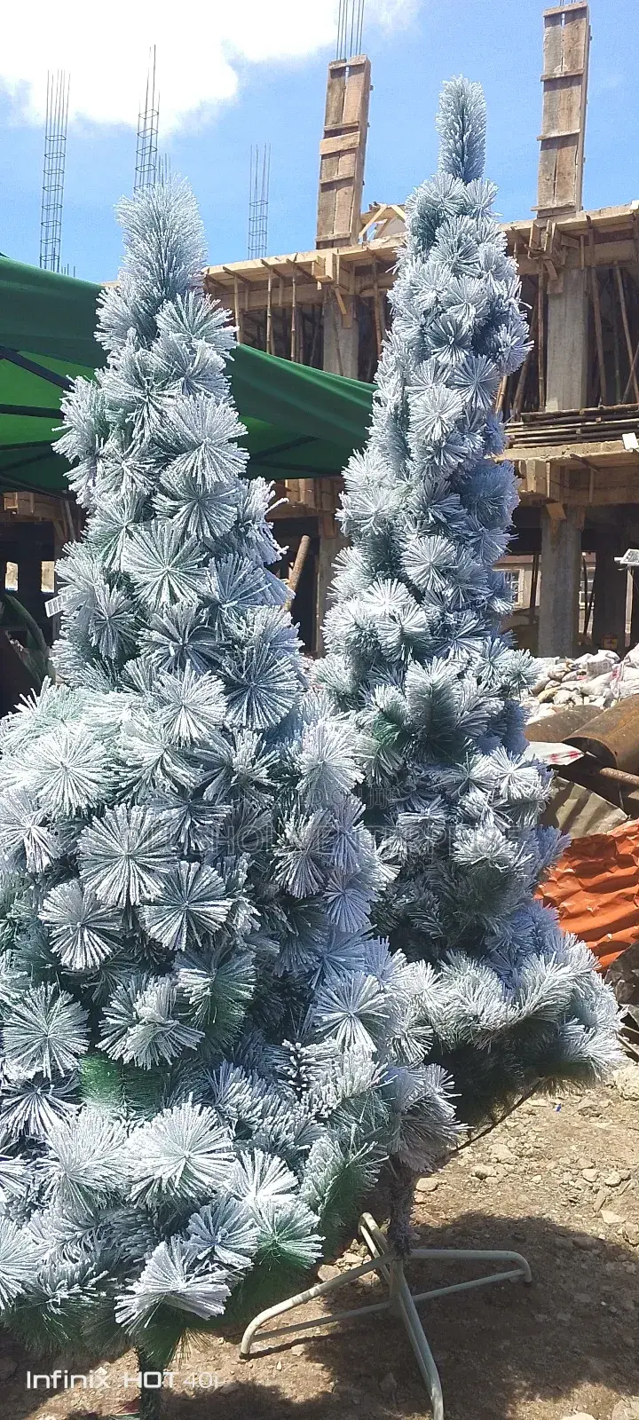 Pine Christmas Tree With Full Snow Flak