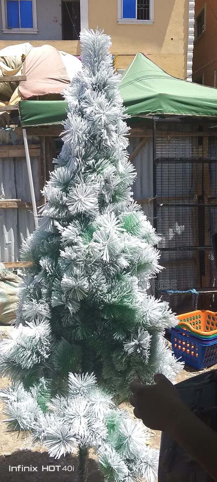Pine Christmas Tree With Full Snow Flak