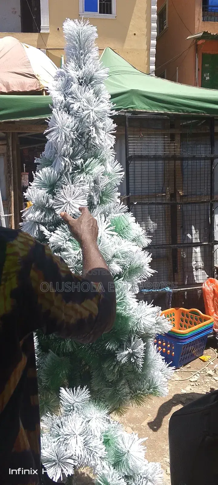 Pine Christmas Tree With Full Snow Flak