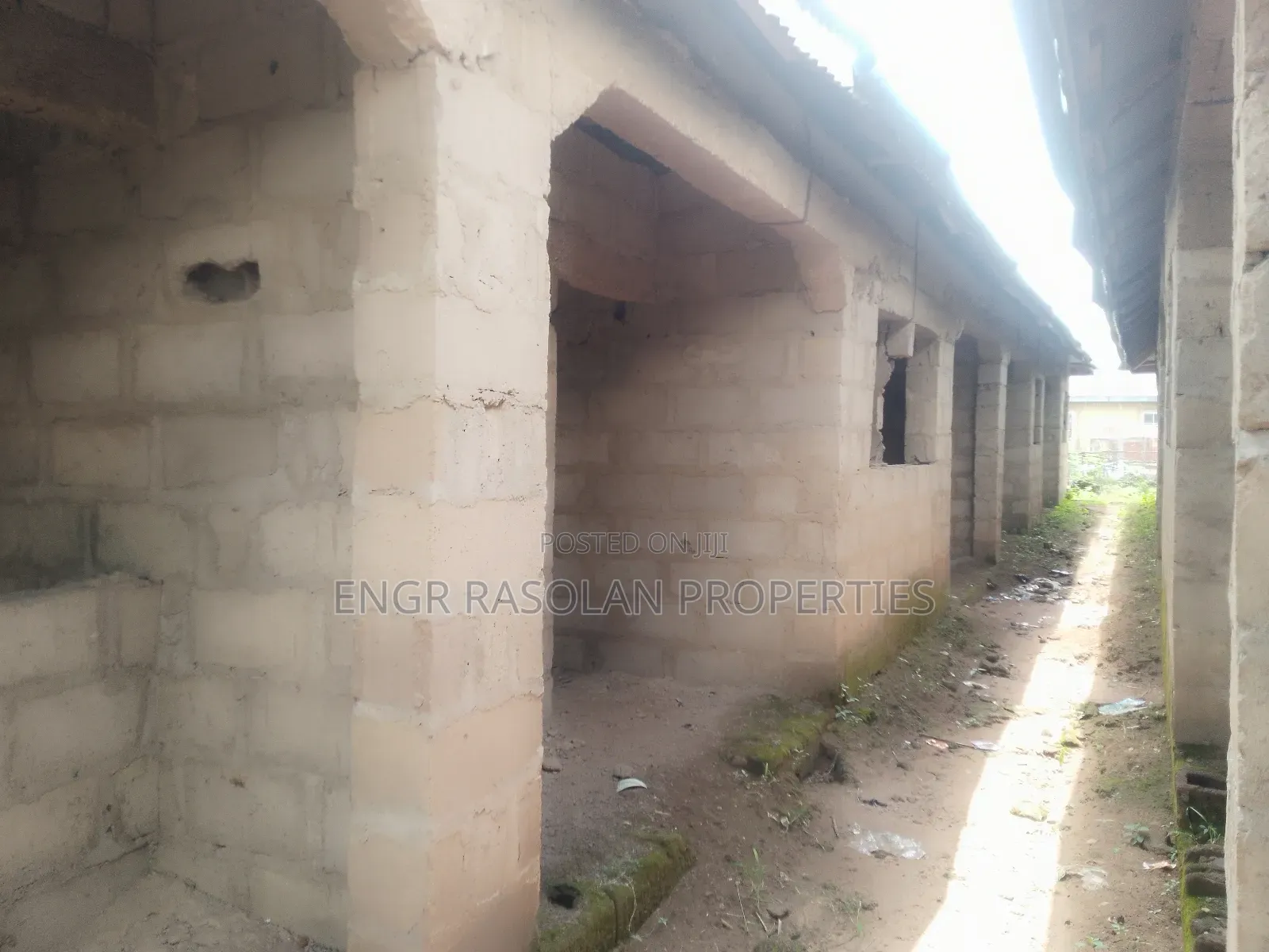 For Sale 10 Rooms Hostel Uncompleted