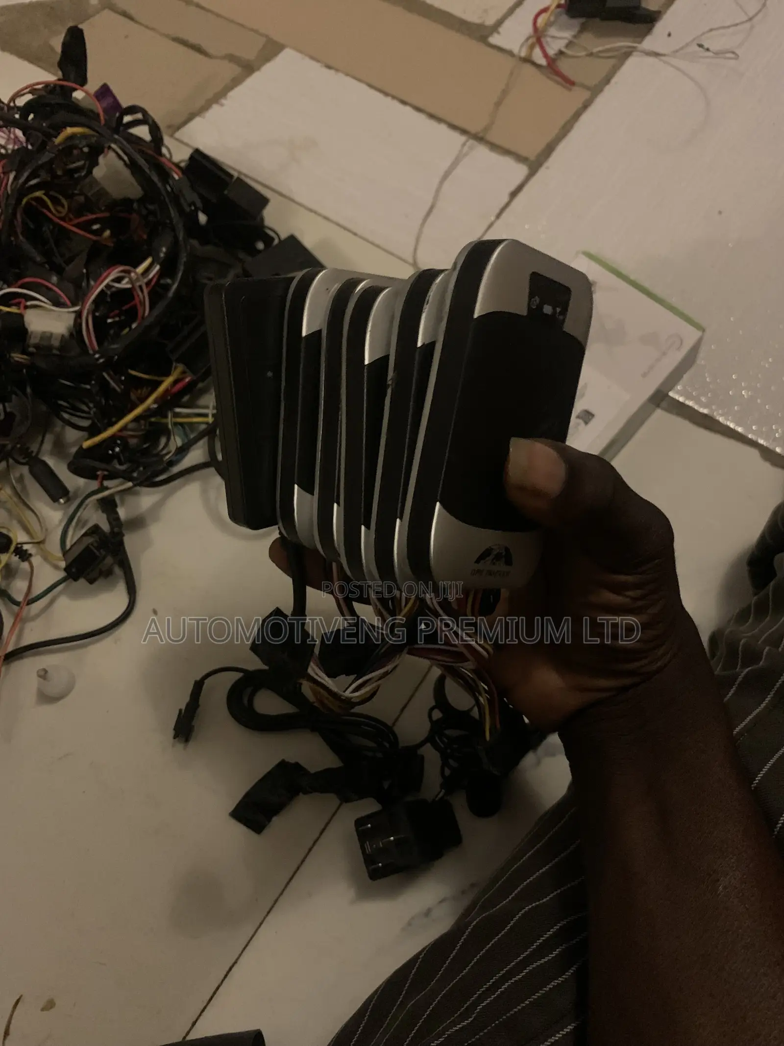 Vehicle Tracker GPS With Installation