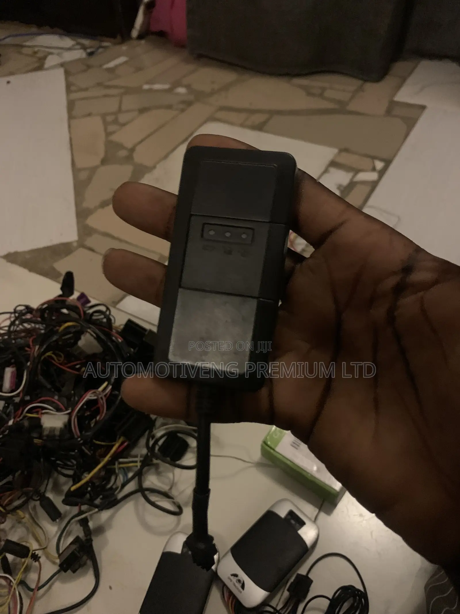 Efficient GPS GSM Vehicle Tracker With Installation