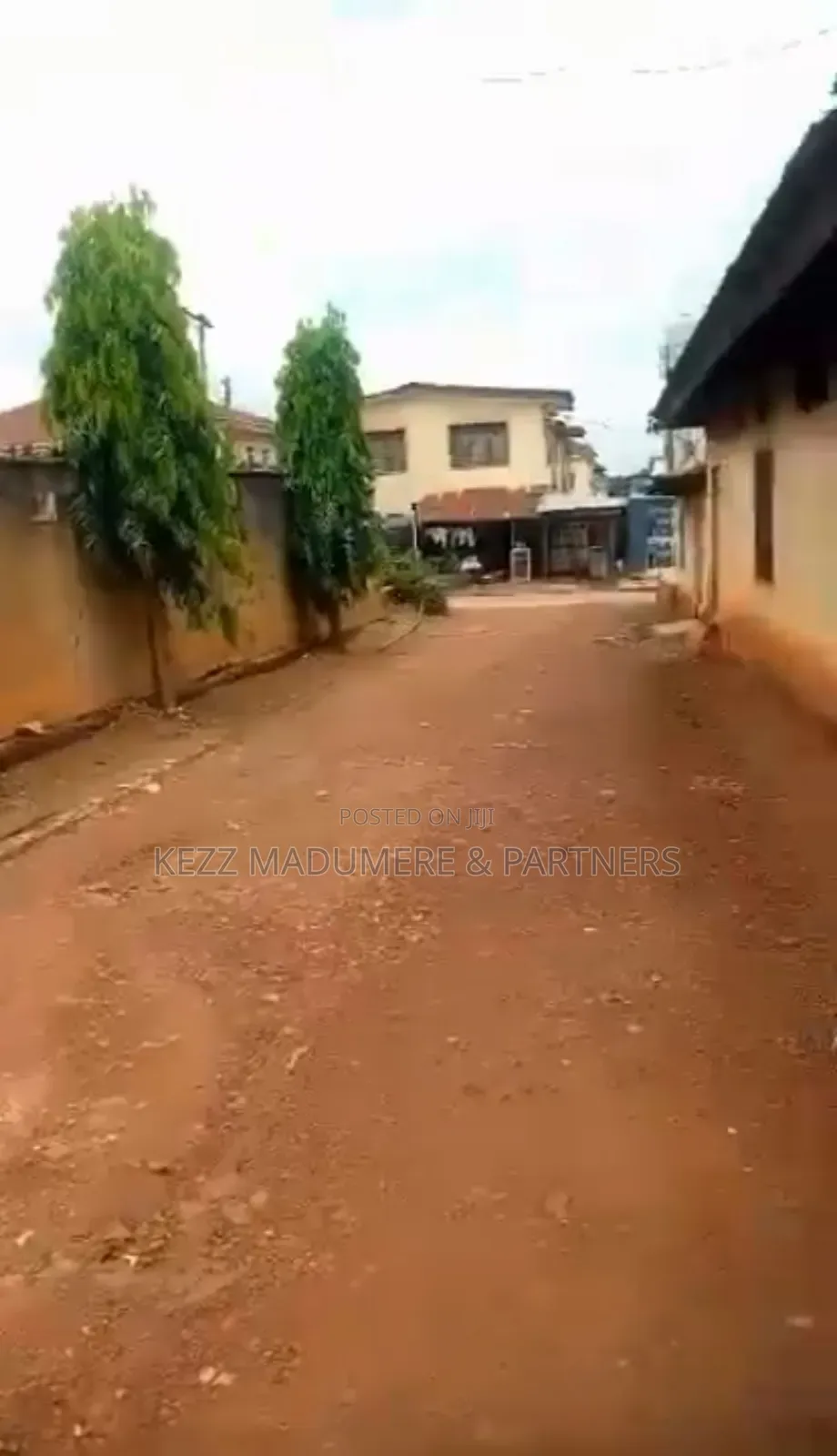 For Sale : 500 SQMTRS at the Heart of Uwani , Enugu