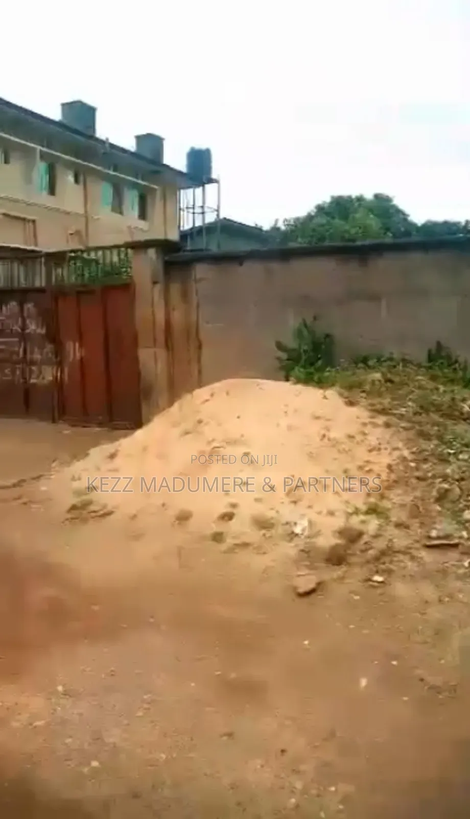 For Sale : 500 SQMTRS at the Heart of Uwani , Enugu