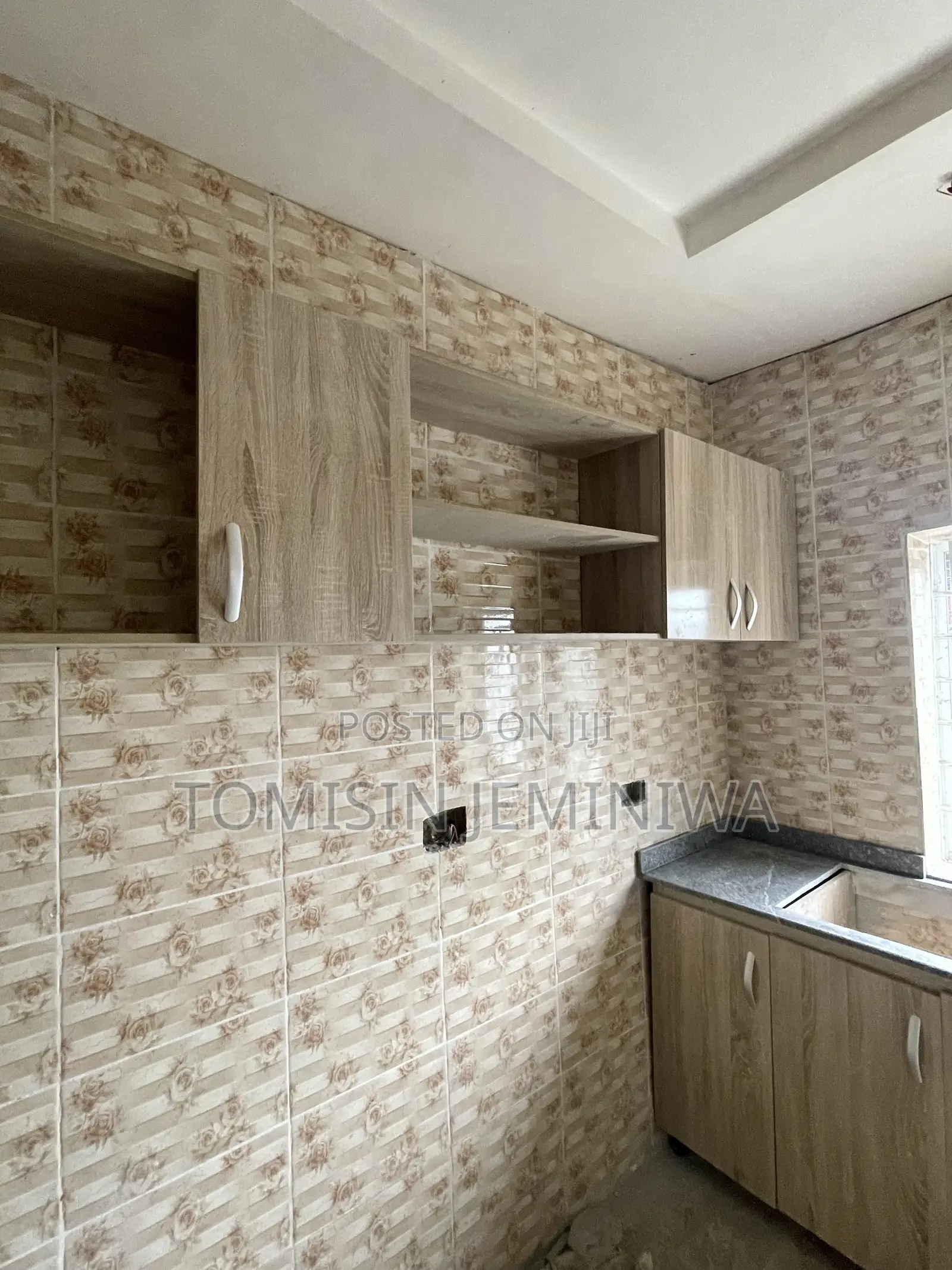 Furnished 3bdrm Block of Flats in Pacific Estate, Kubwa for sale