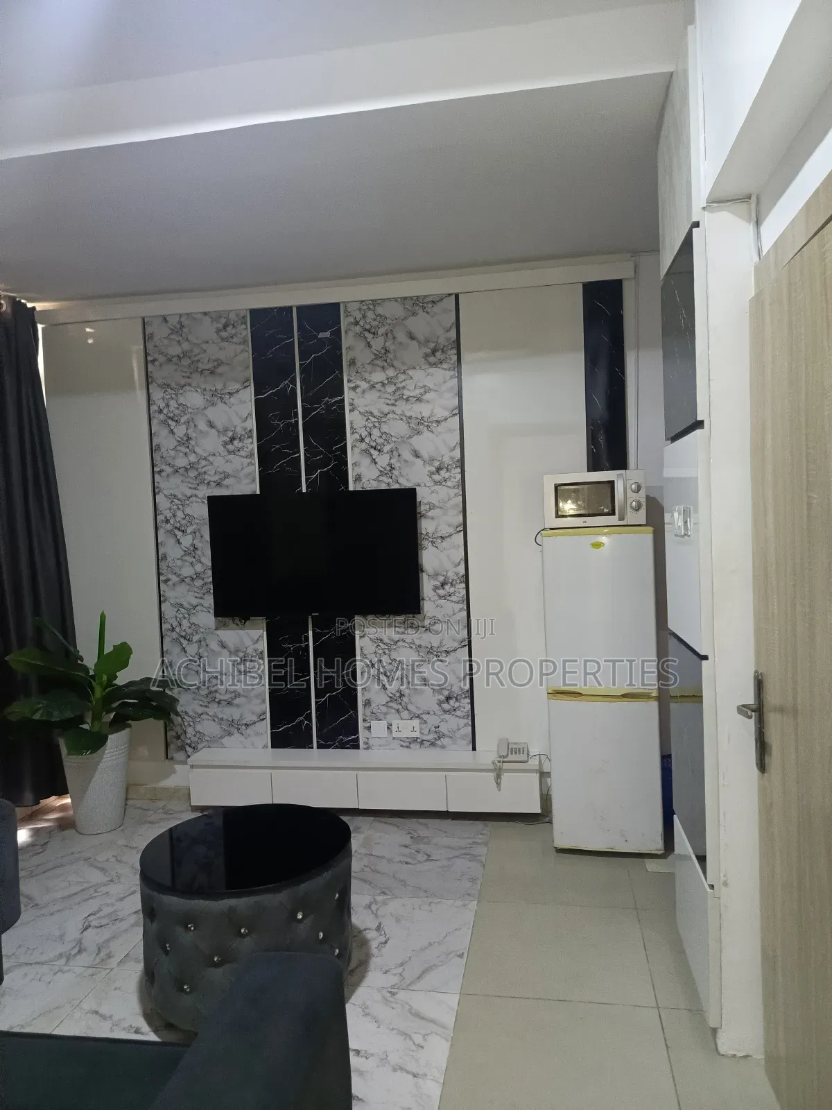 Furnished Mini Flat in Off Admiralty Way, Lekki Phase 1 for rent