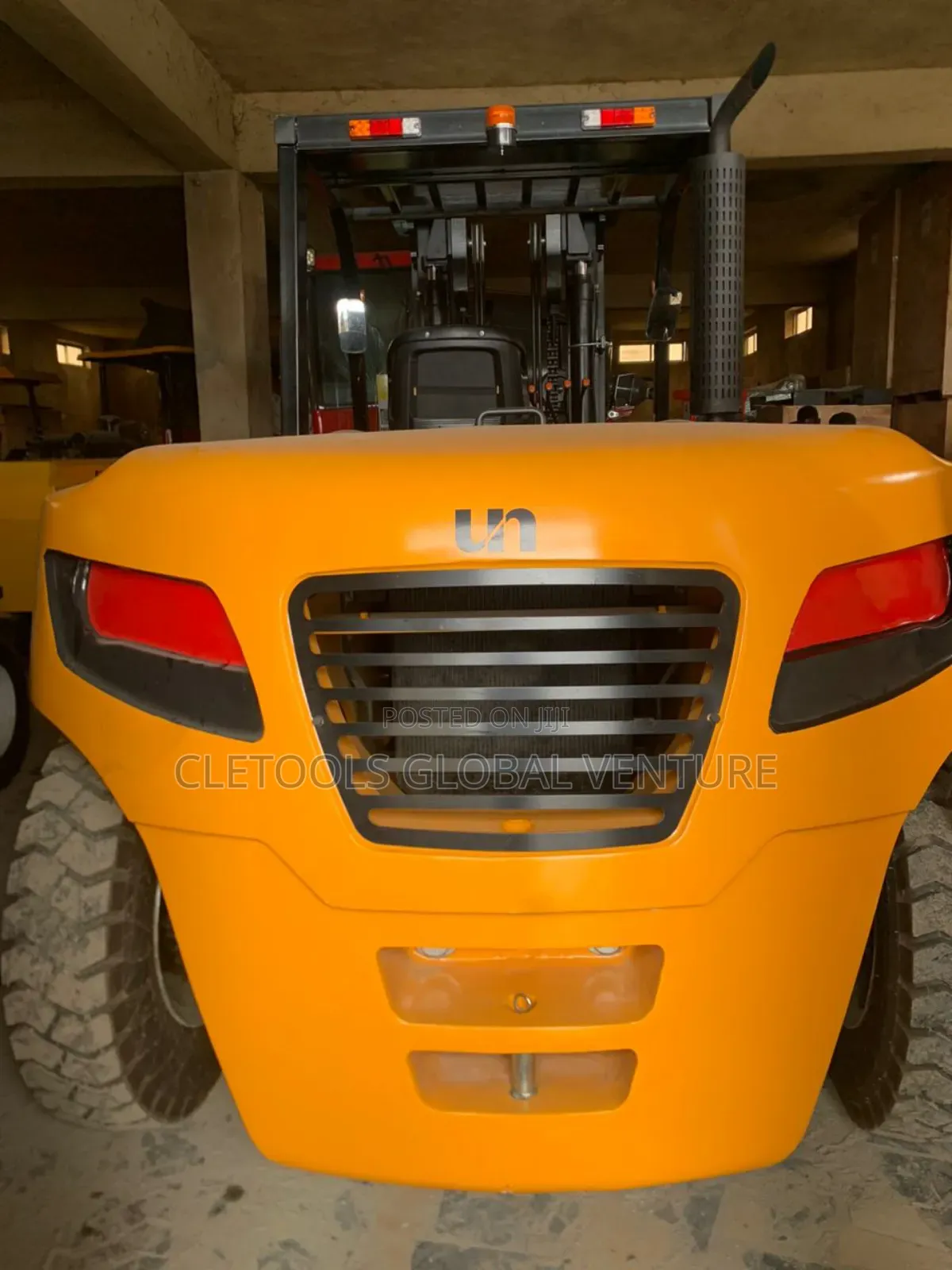 Counterbalanced Forklift Truck With Engine 5ton 5000kg