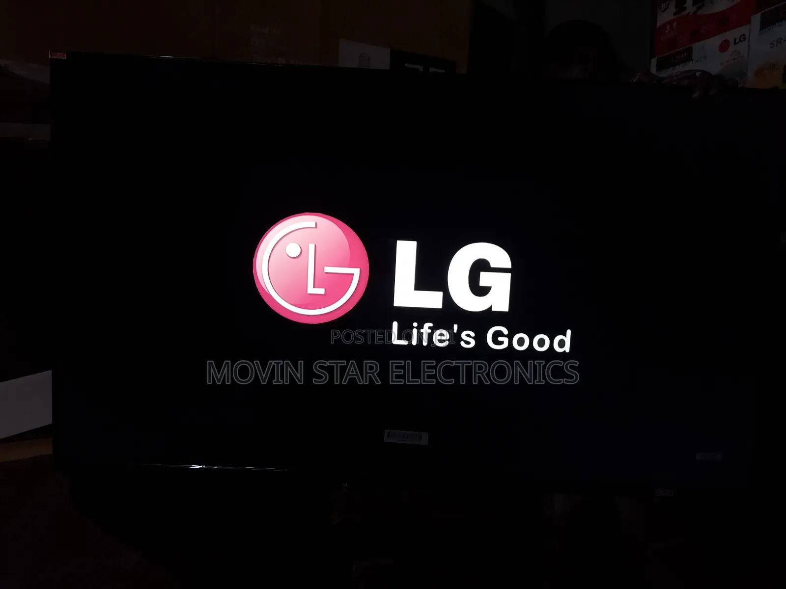 O LG 55 Inches Smart TV