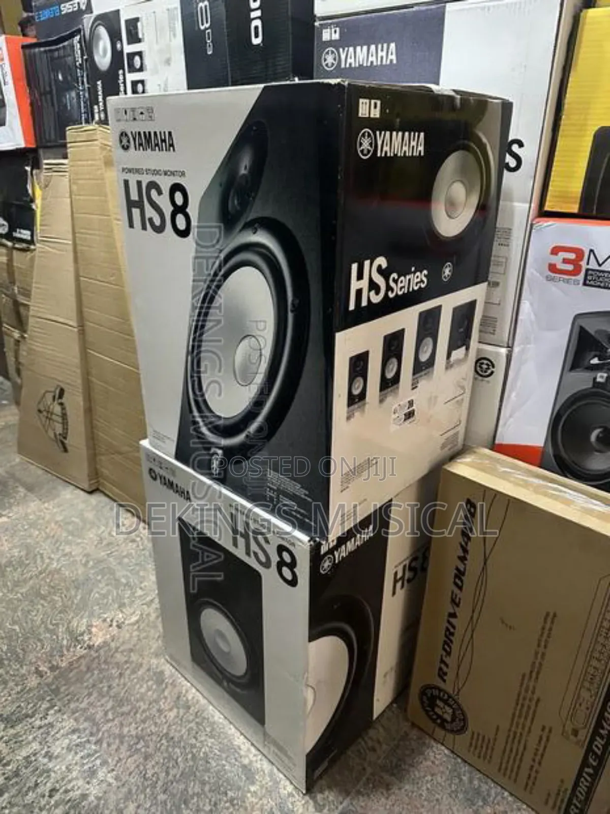 Yamaha HS8 Powered Studio Monitor Speaker Black (Pair)
