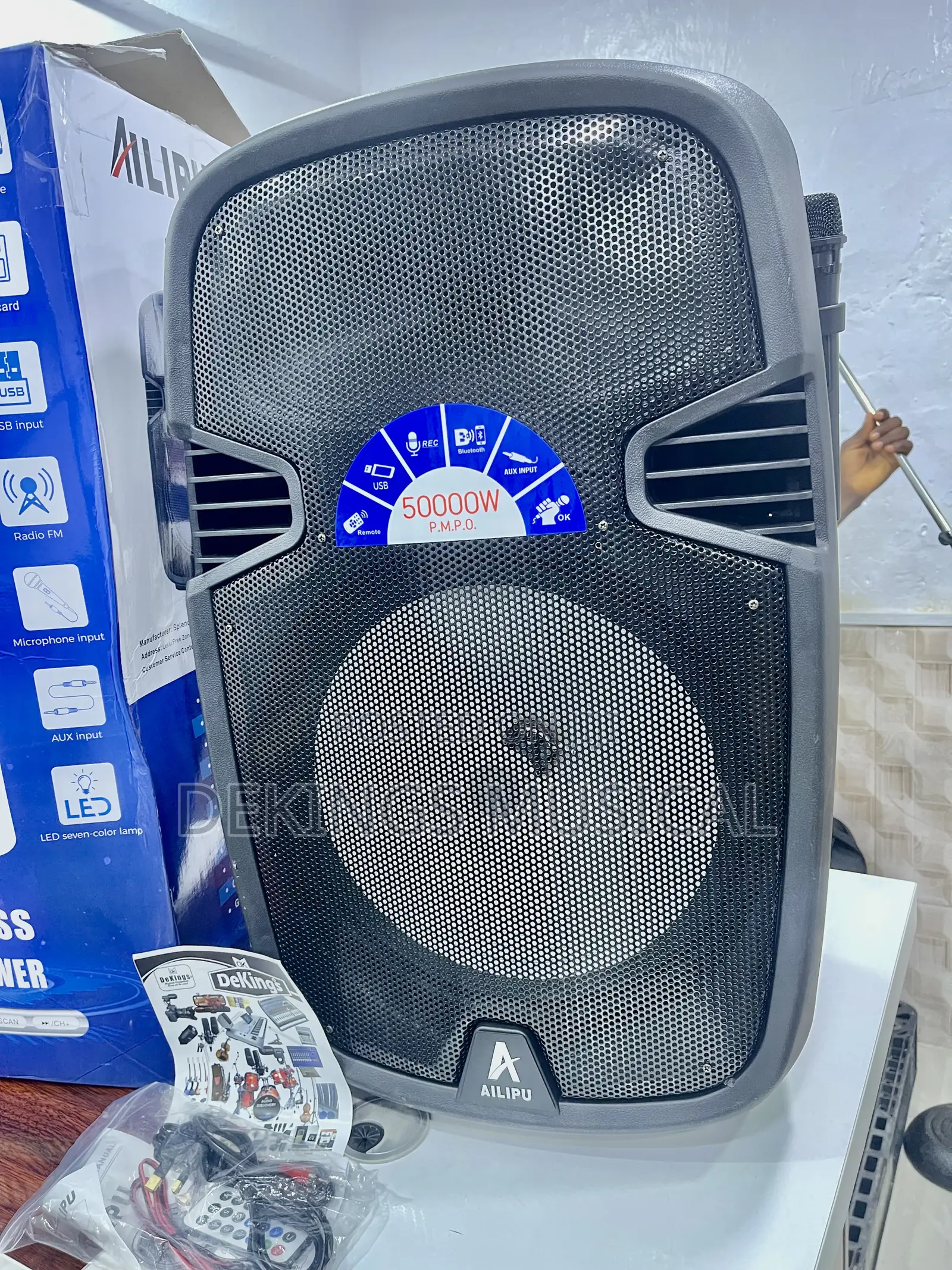 Ailipu 15 Inches Rechargeable Pa System Wireless Speaker