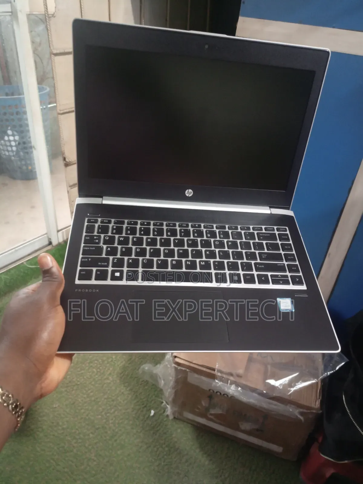 Laptop HP 430 G5 8GB Intel Core I5 SSHD+SSD 256GB