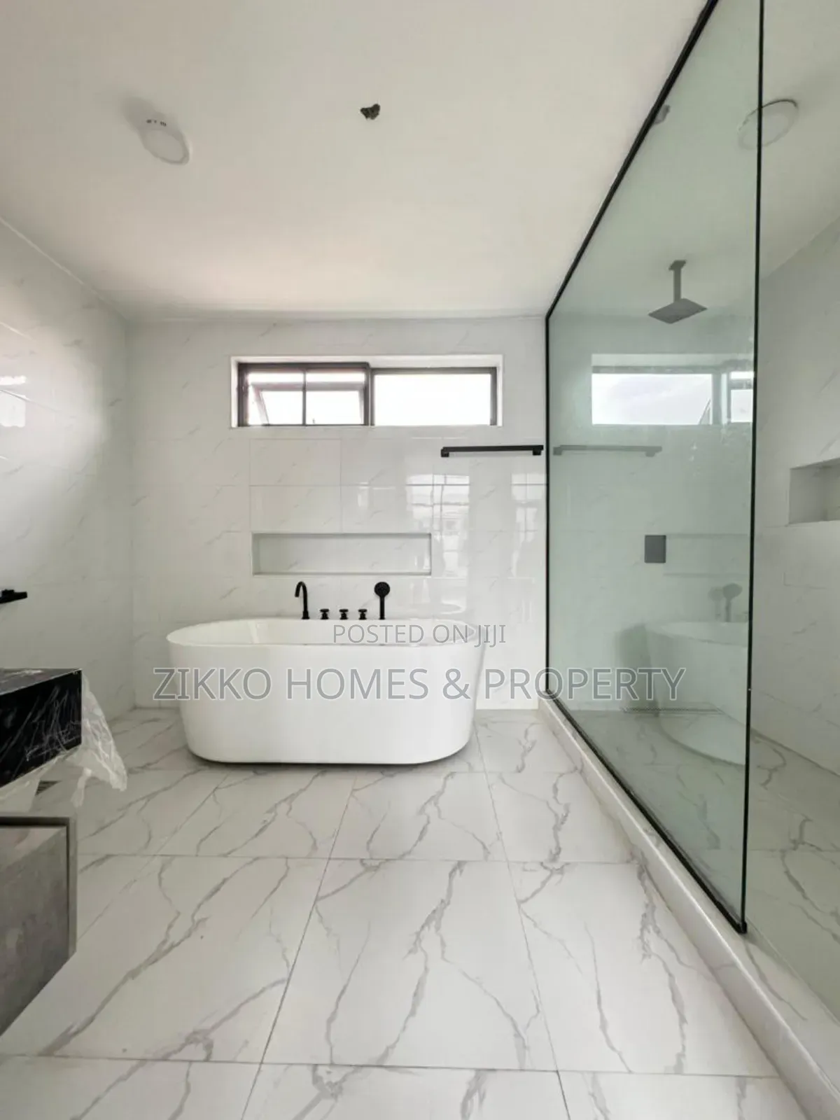 Furnished 5bdrm Duplex in Lekki for sale