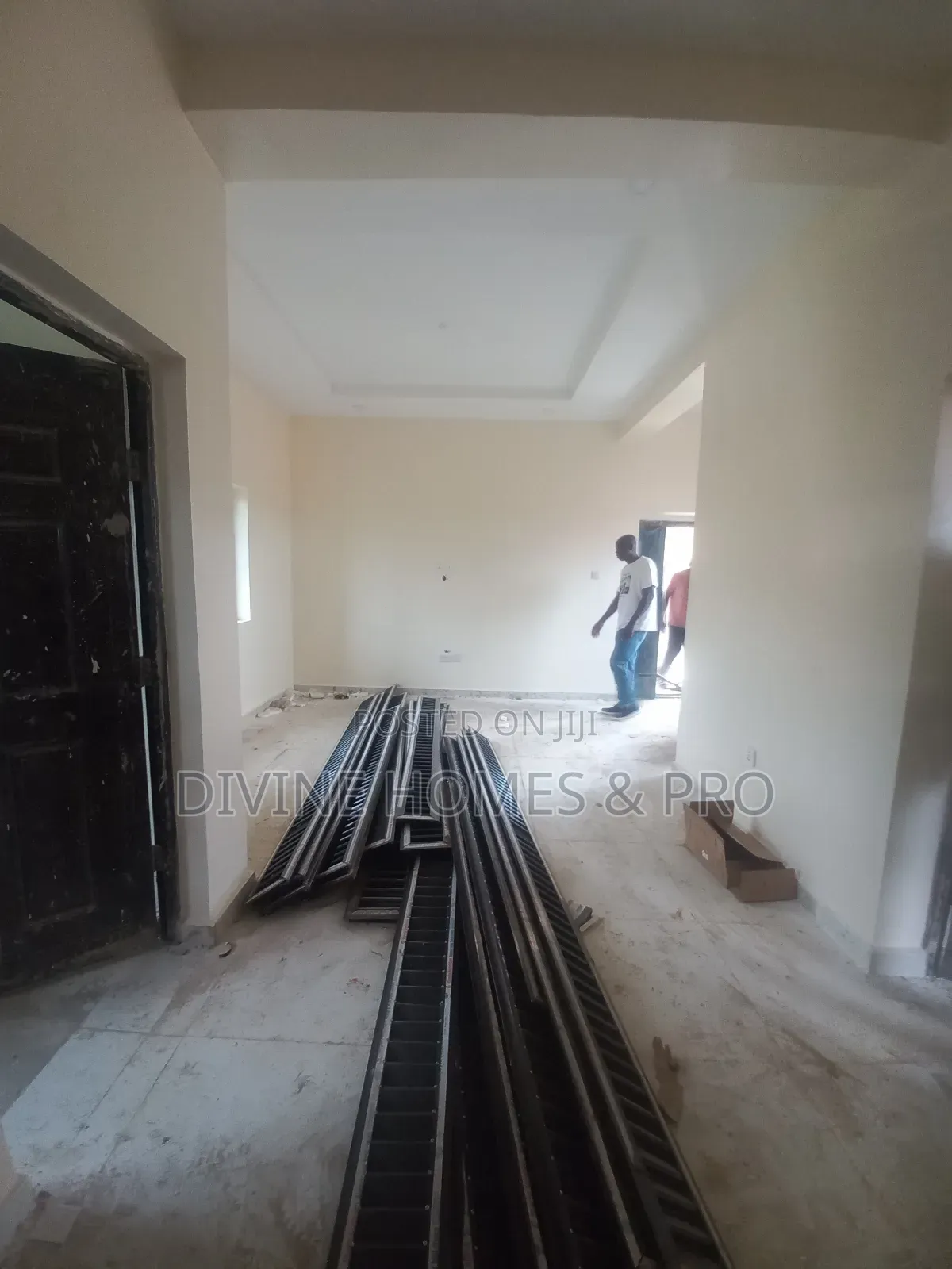 1bdrm Block Of Flats In Kubwa For Sale