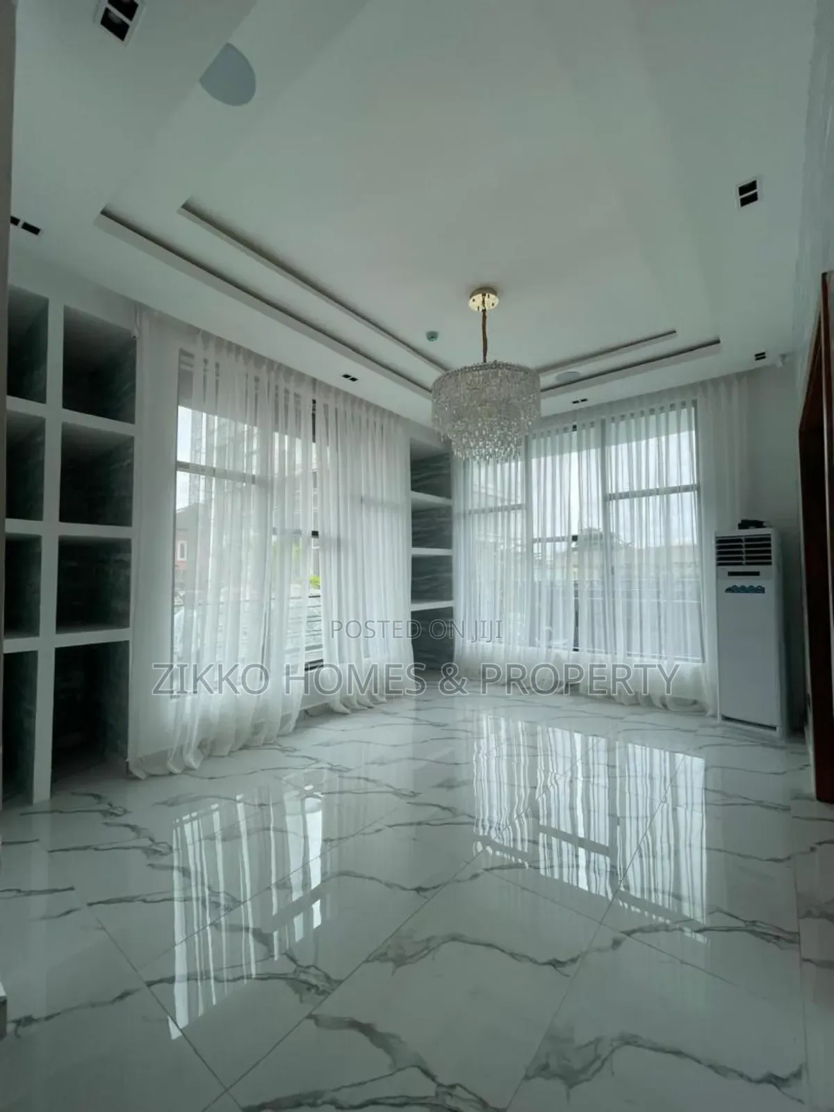 Furnished 5bdrm Duplex in Ikate, Lekki Phase 1 for sale