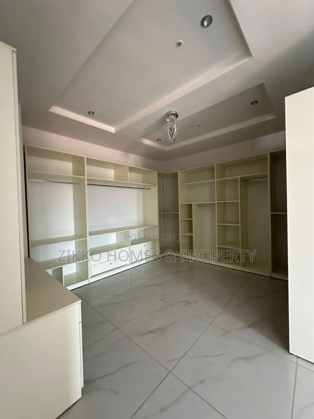 Furnished 5bdrm Duplex in Lekki for sale