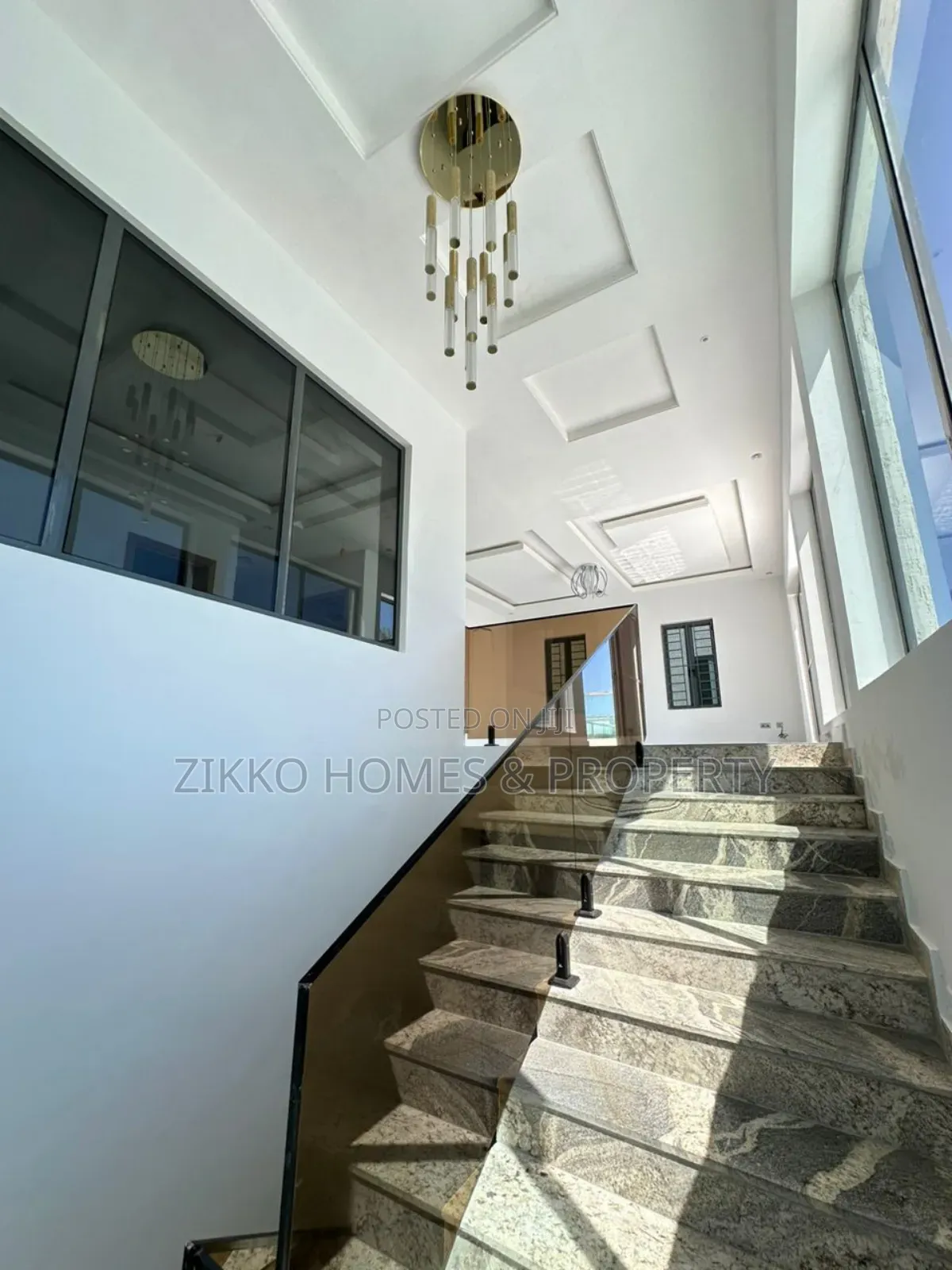 Furnished 5bdrm Duplex in Lekki for sale