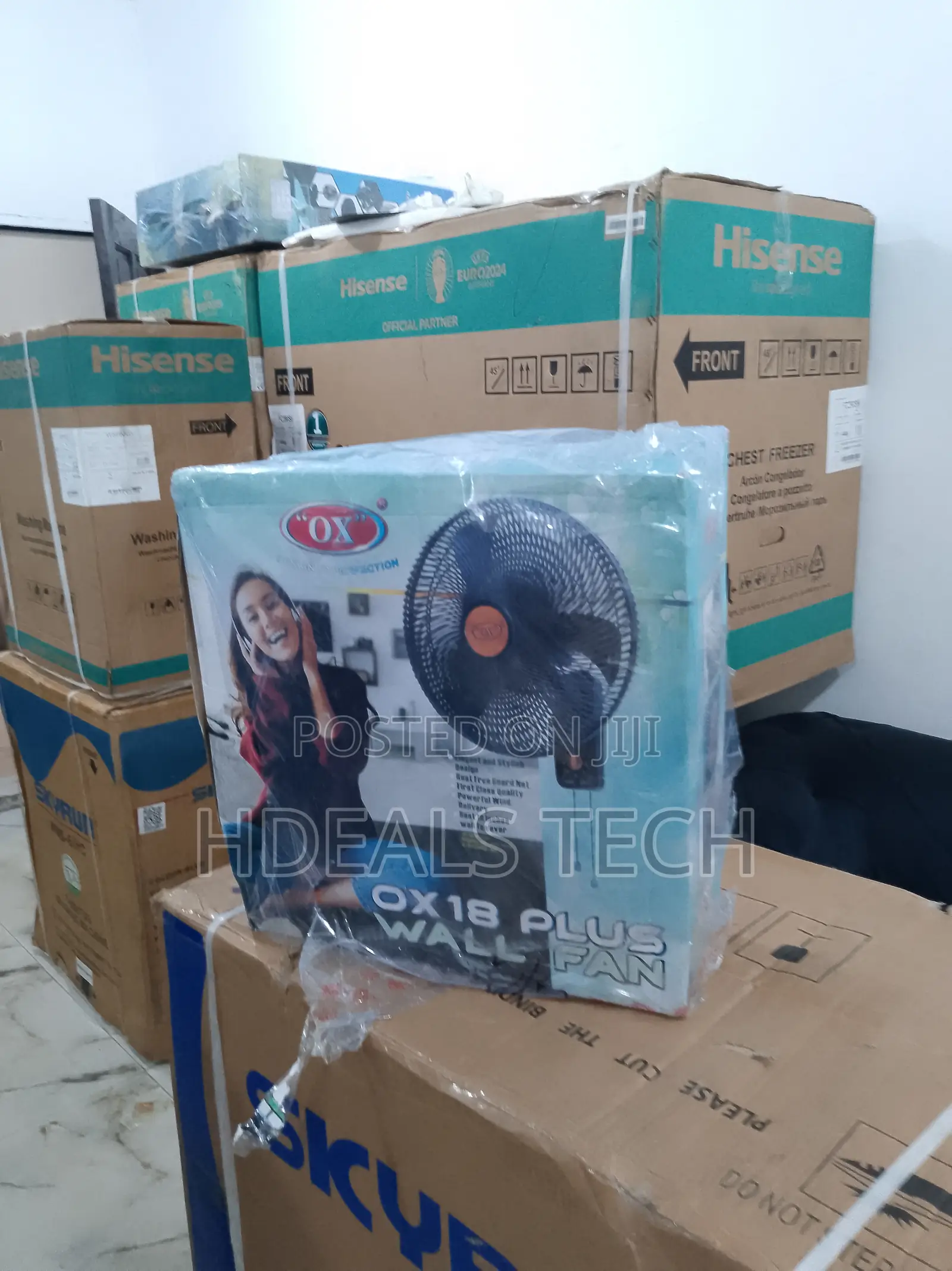 Fast Cooling OX PLUS 18 Inches Wall Fan
