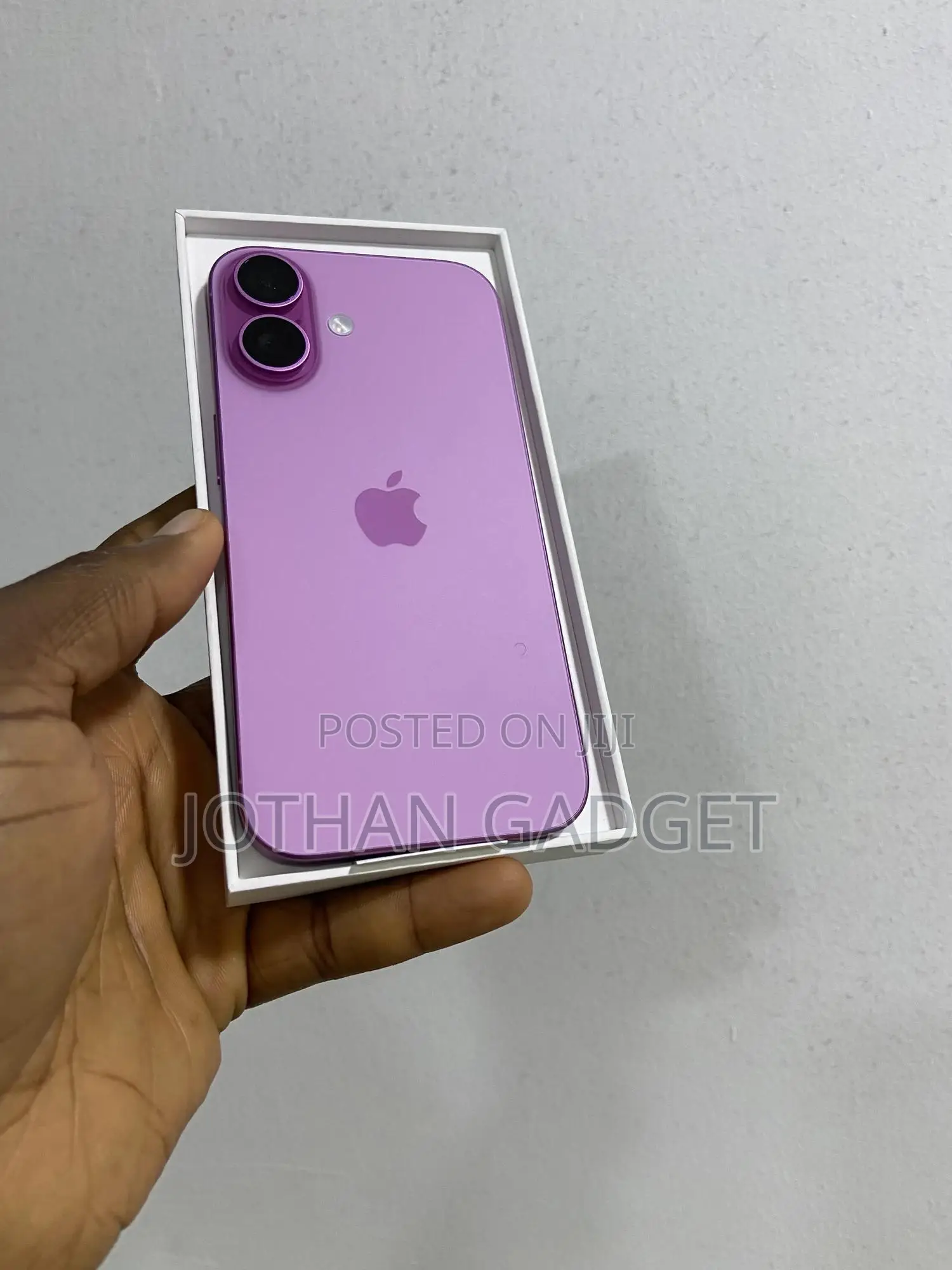 New Apple iPhone 16 128 GB Pink