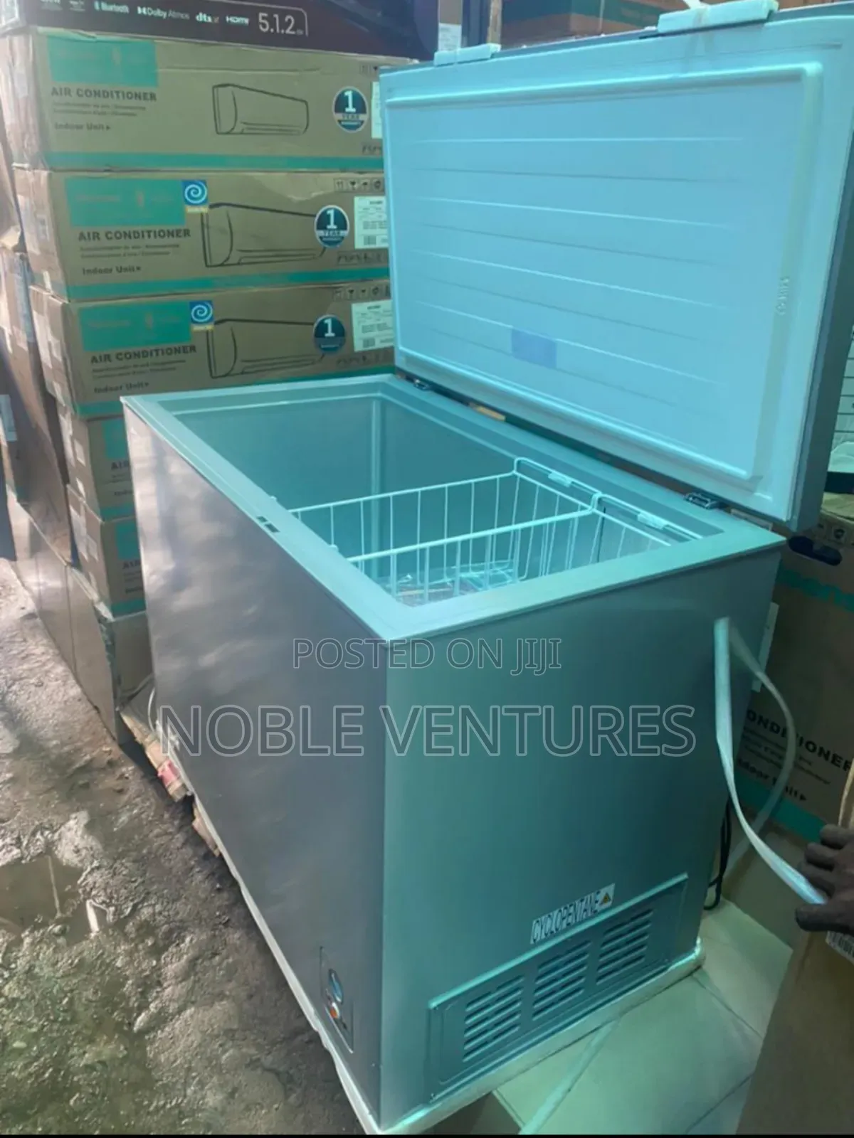 Original Hisense Chest Freezer 297litters 100%Copper