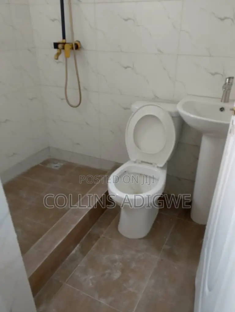 2bdrm Apartment in Blenco Sangotedo for sale