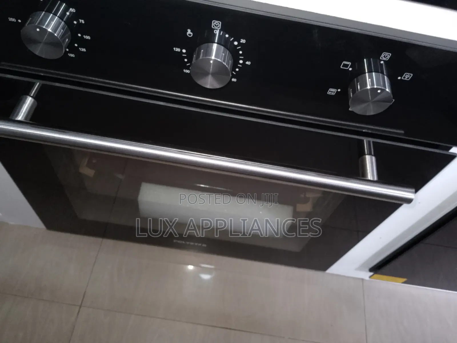 Inbuilt Polystar Black Spacious 63l Oven