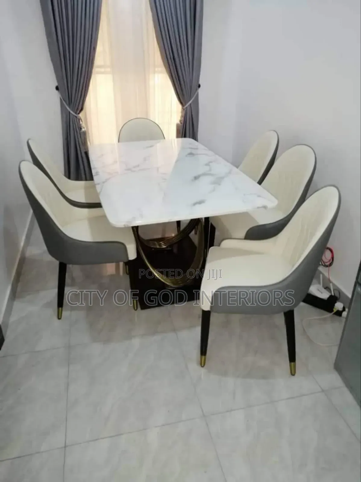 Classic Dining Table Set With Marble Top by 6