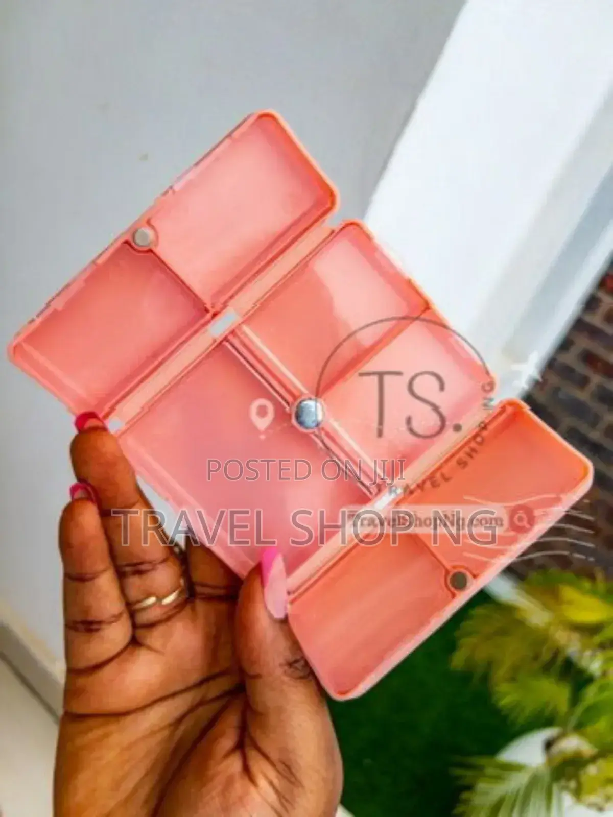 Secure Pill Organizers: 7, 8, 14, 21, 28 Day Compartments