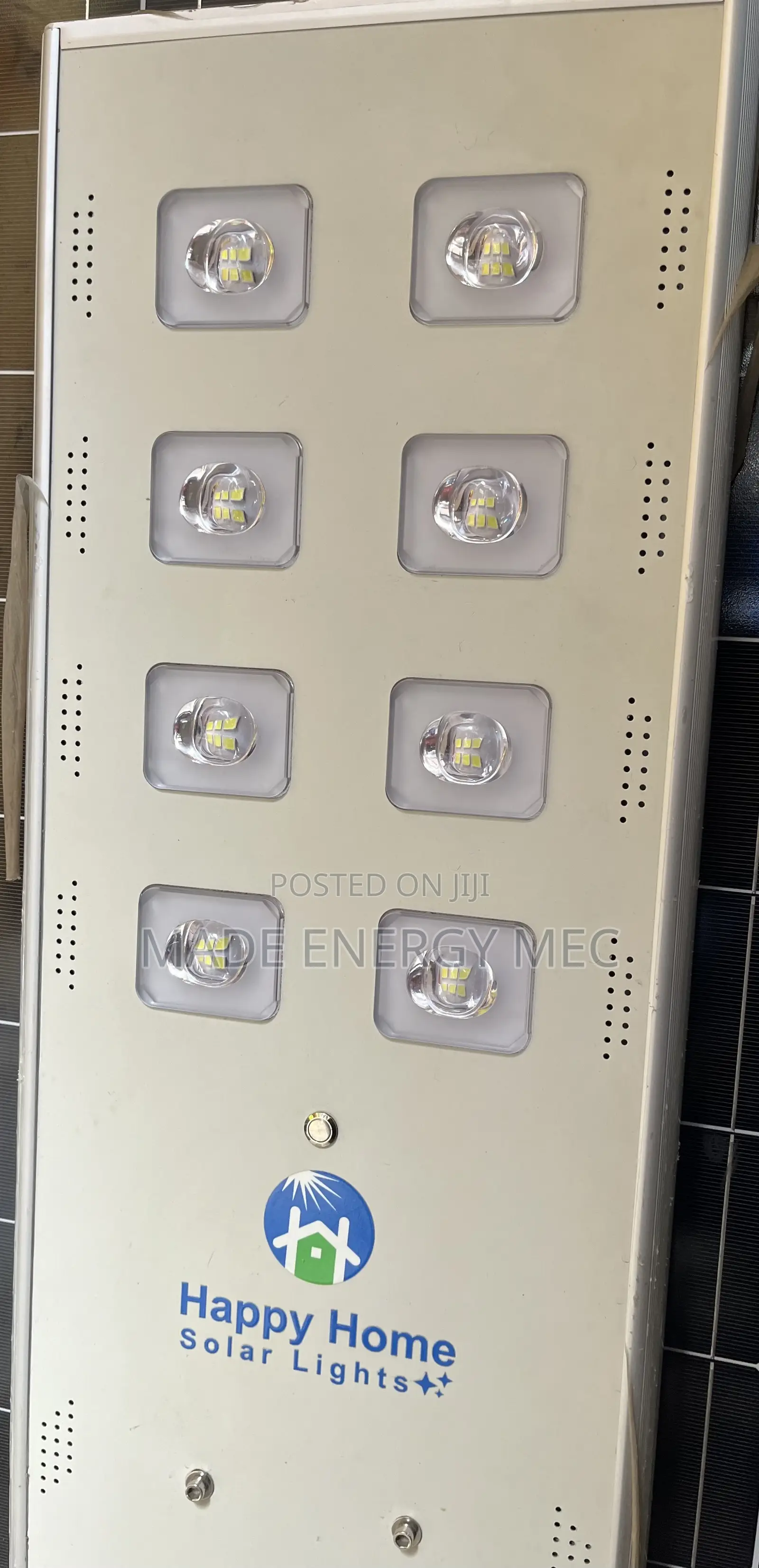Happy Home Street Light Eight Eyes