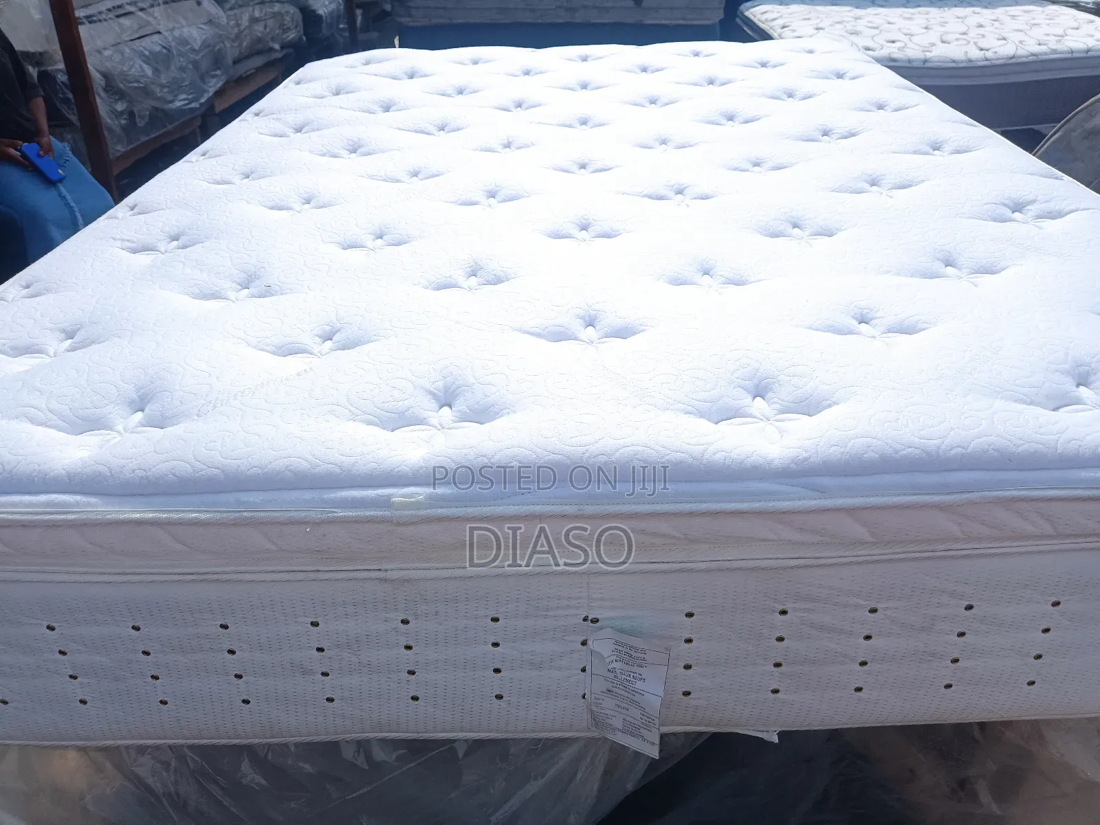Order For Your Usa 5x6 12inches Matress And Get 1 Free Pilow