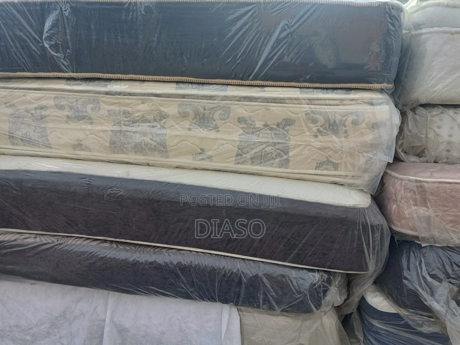 Order For Your Affordable Canadian/ Usa Mattress & Get 1 Fiber Pilow