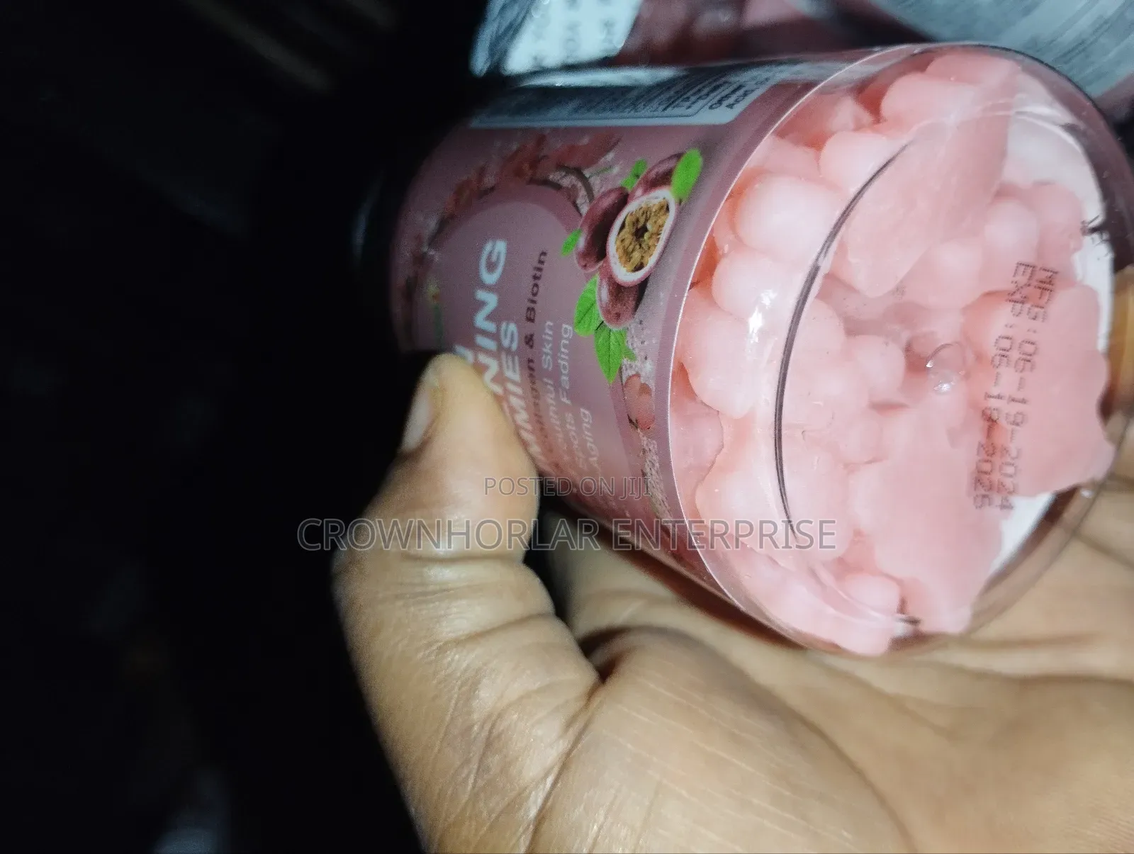 Skin Whitening Gummies ,4500each for Cartons