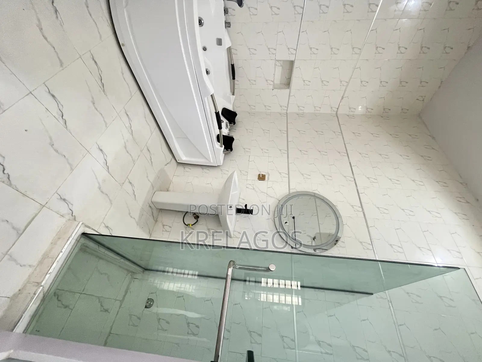 4bdrm Duplex in Ikota for sale