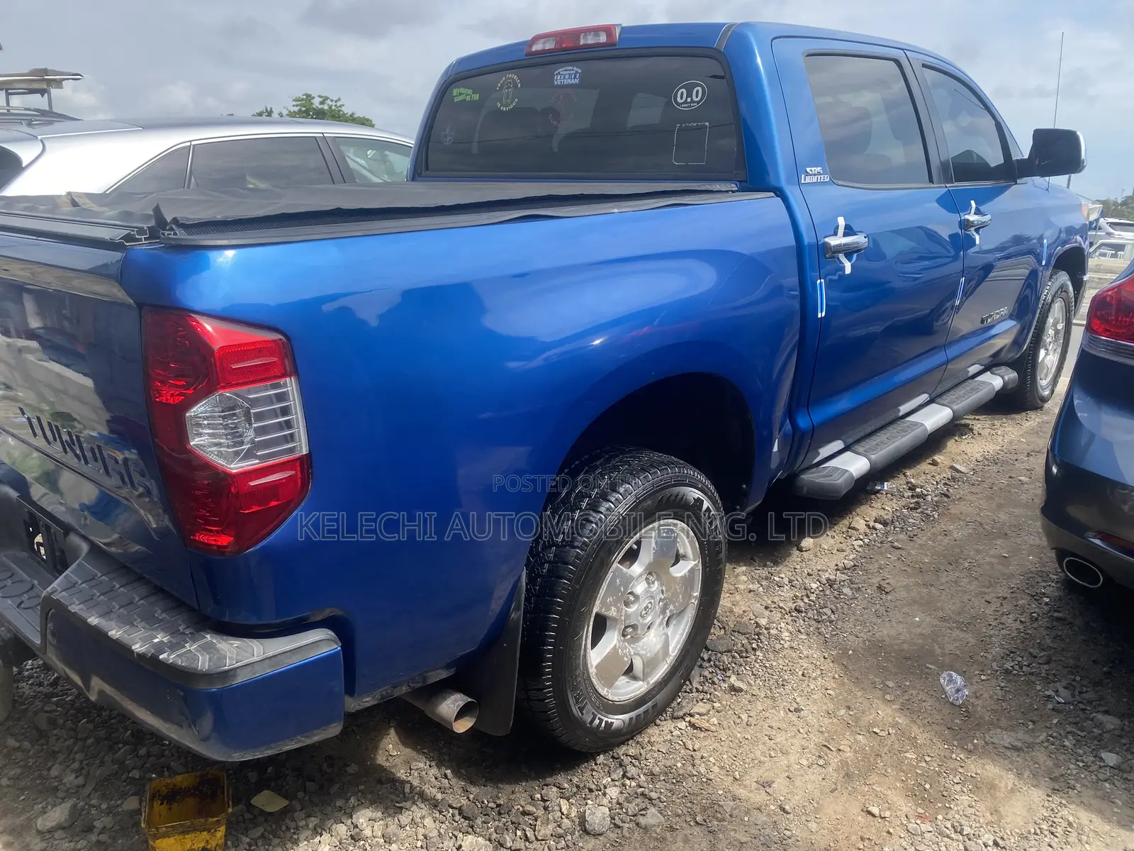 Toyota Tundra CrewMax 4x4 Limited 2010 Blue