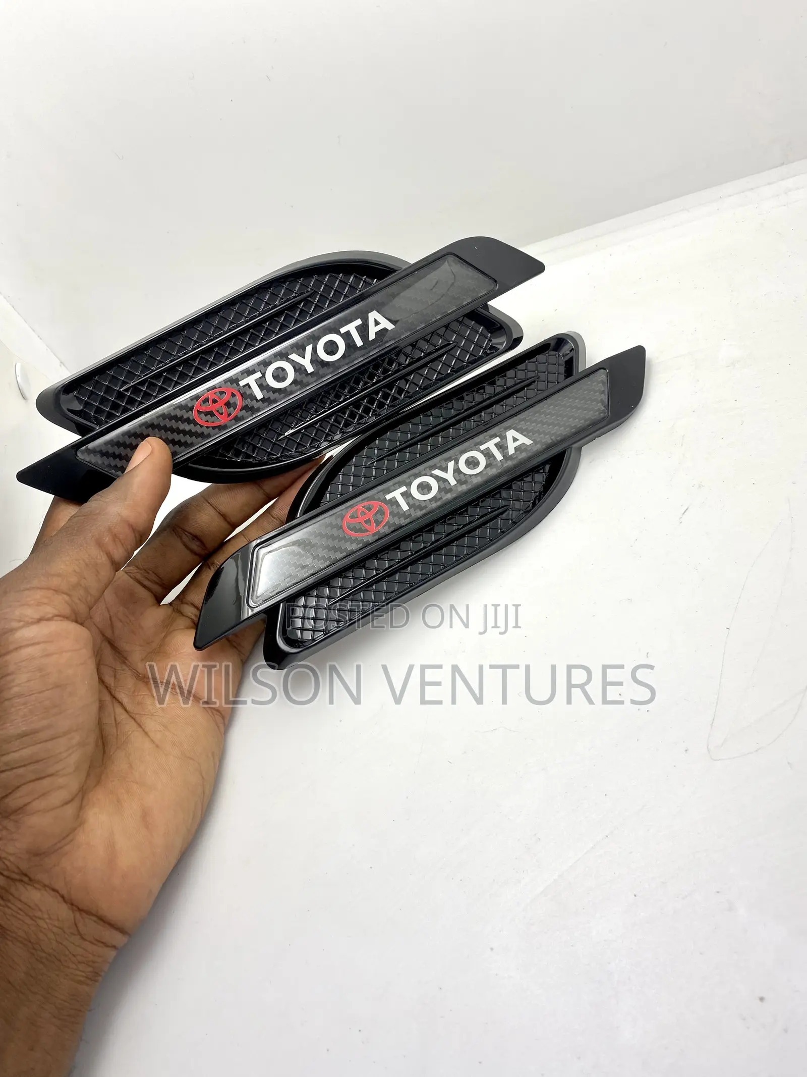 2 PCS Side Vent Fender Airflow Decorative Sticker