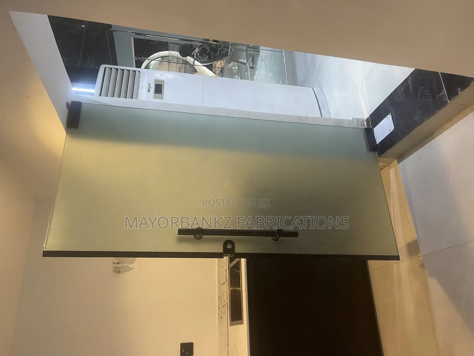 10mm Frosted Frameless Door