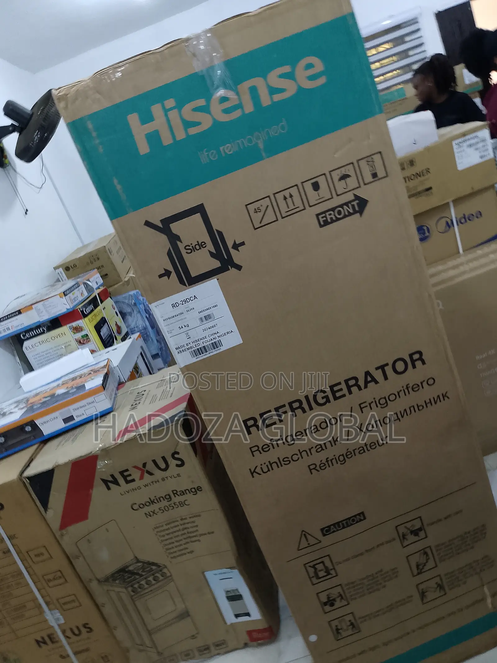 Good Hisense 29DCA 225L Bottom Freezer-in Store