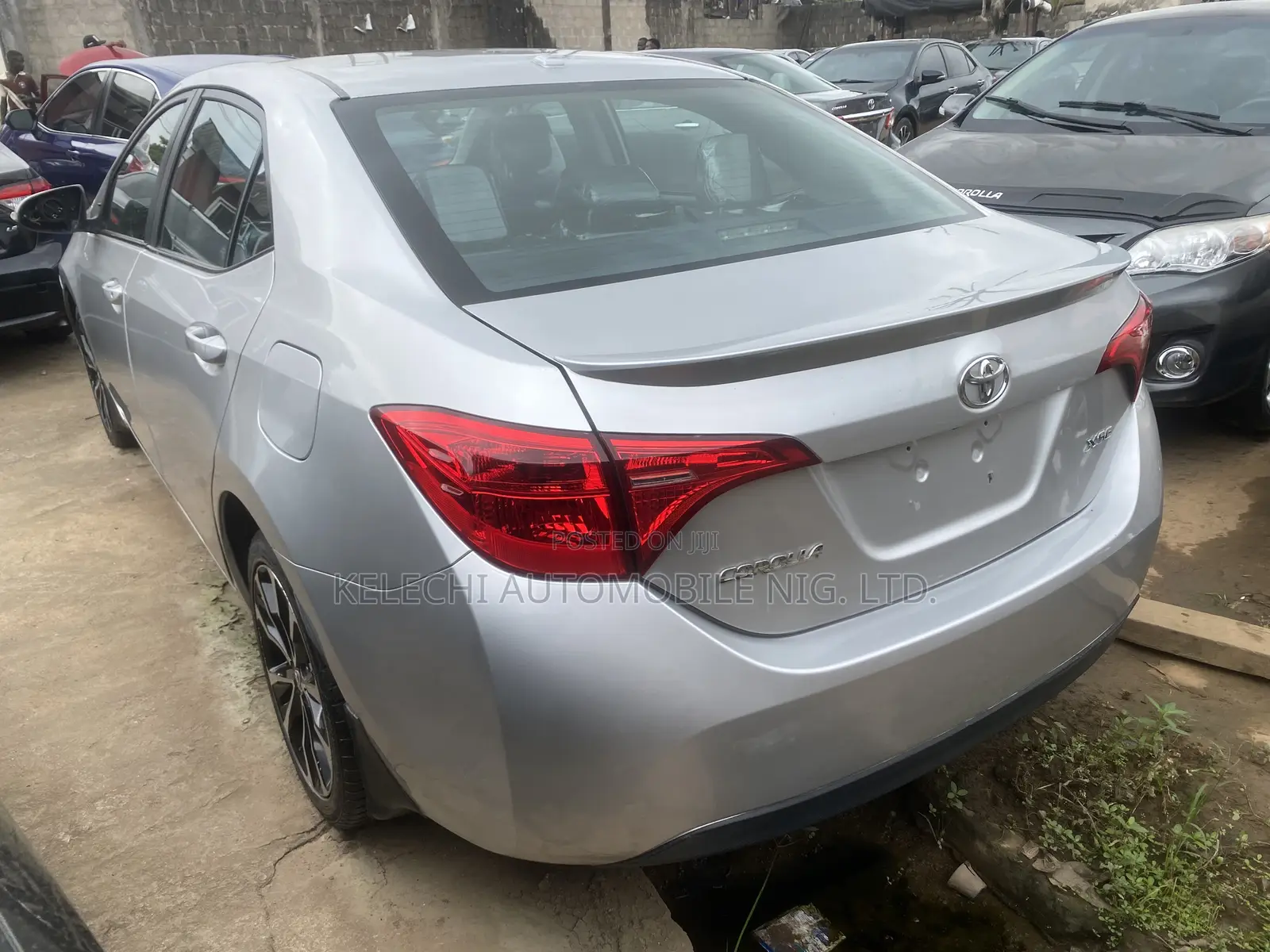 Toyota Corolla XSE (1.8L 4cyl 2A) 2018 Silver
