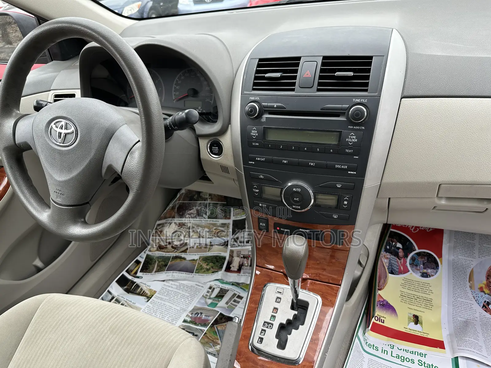 Toyota Corolla 2009 Red