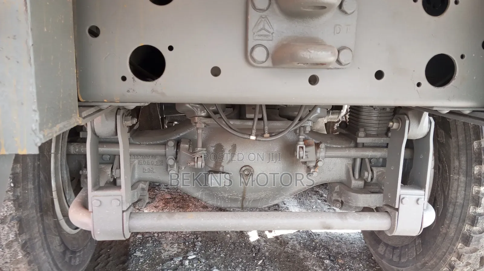Foreign Used Yellow China Howo Truck