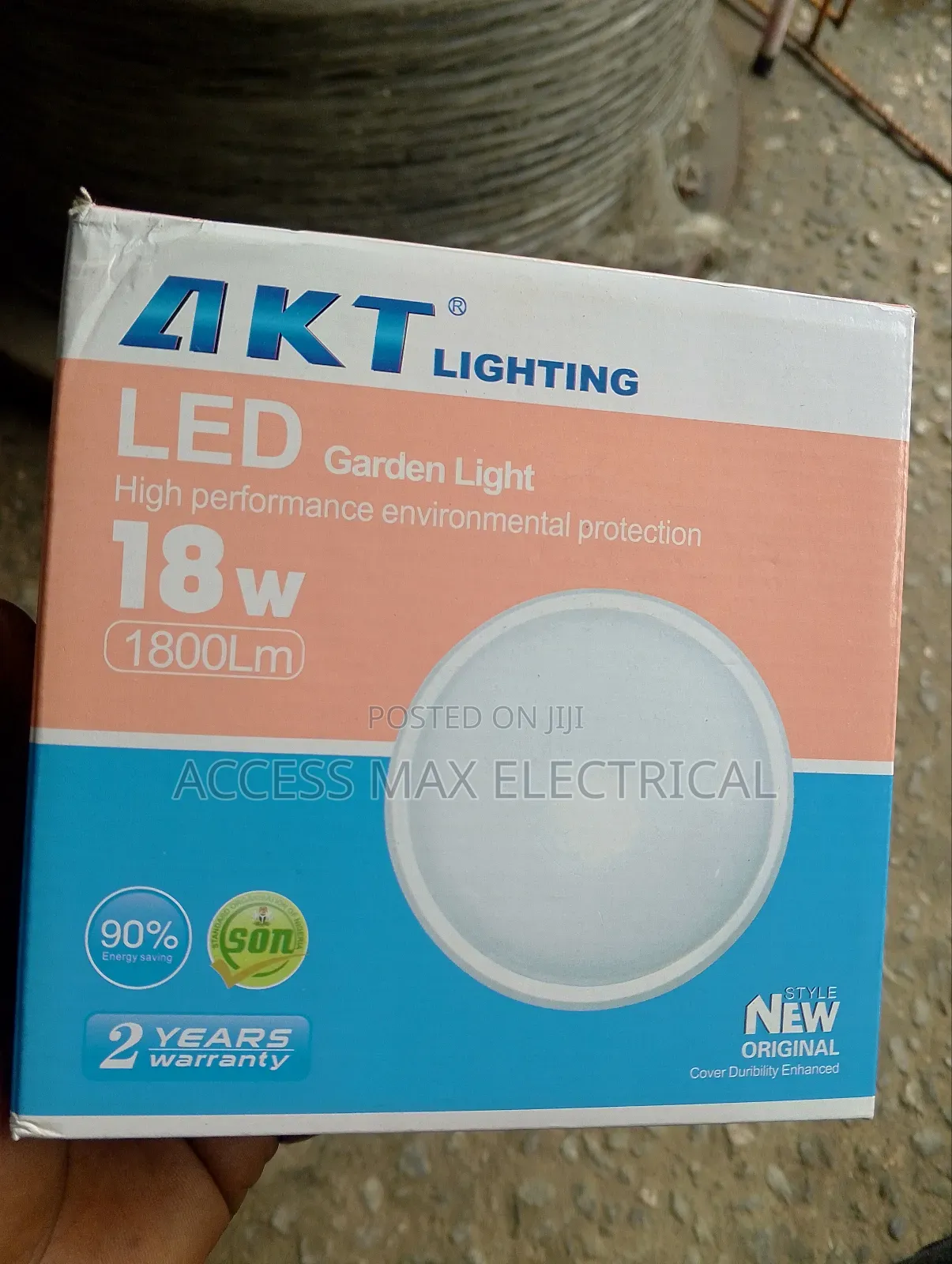 18watt Akt Garden Light