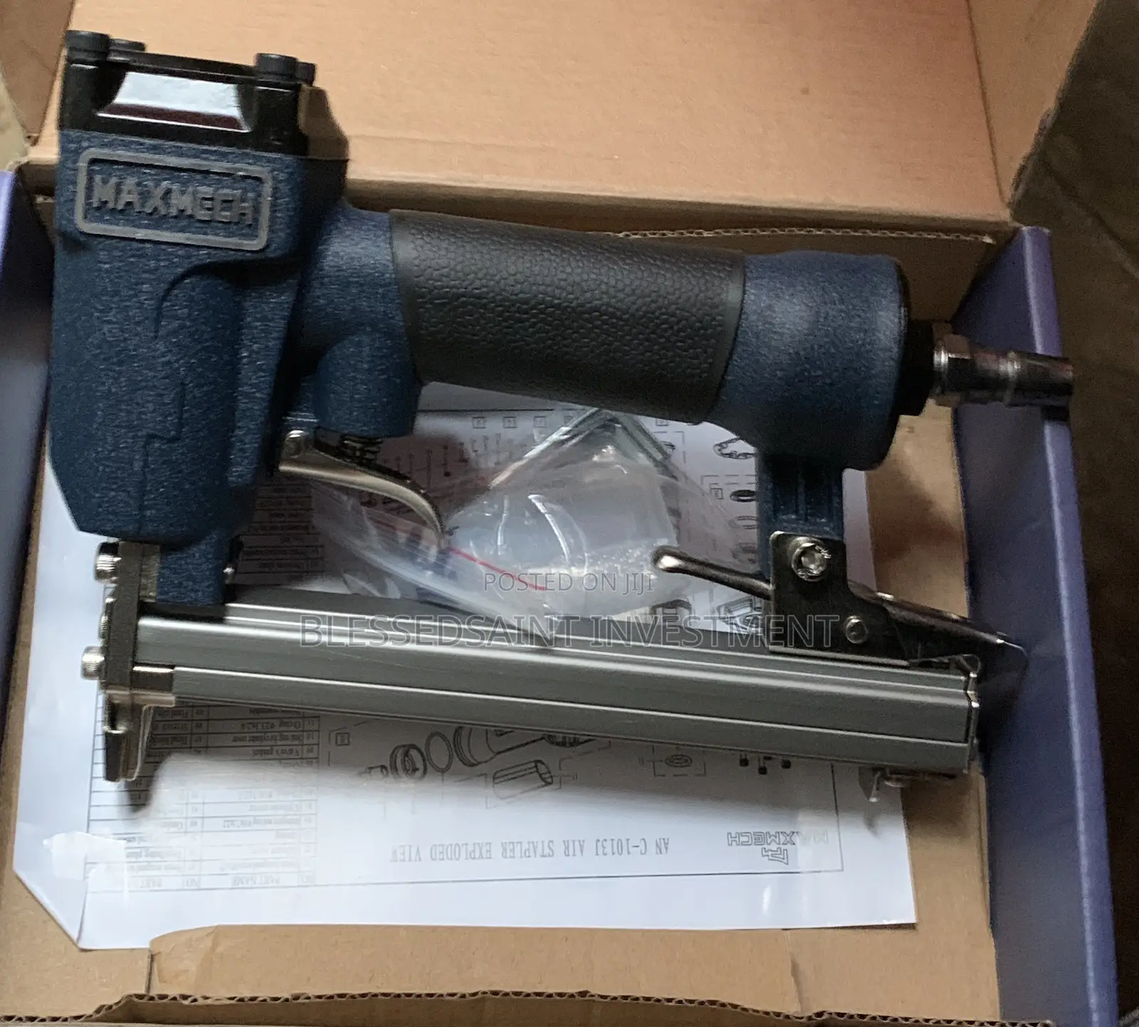 Maxmech Air Nailer Stapler AN C-1013j
