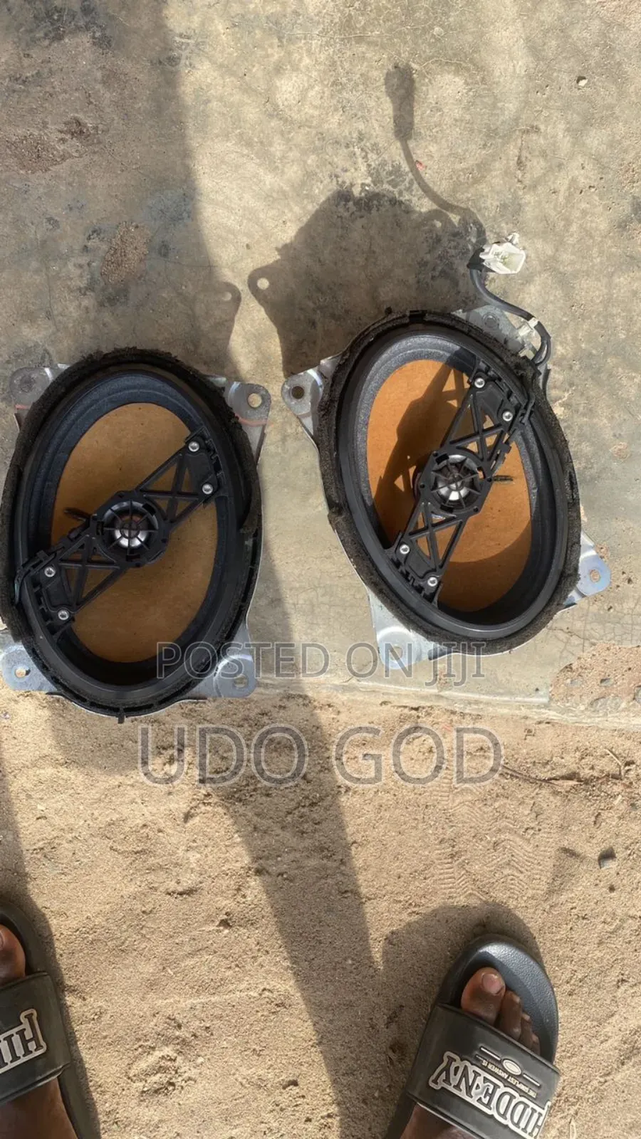 Toyota JBL Back Speaker