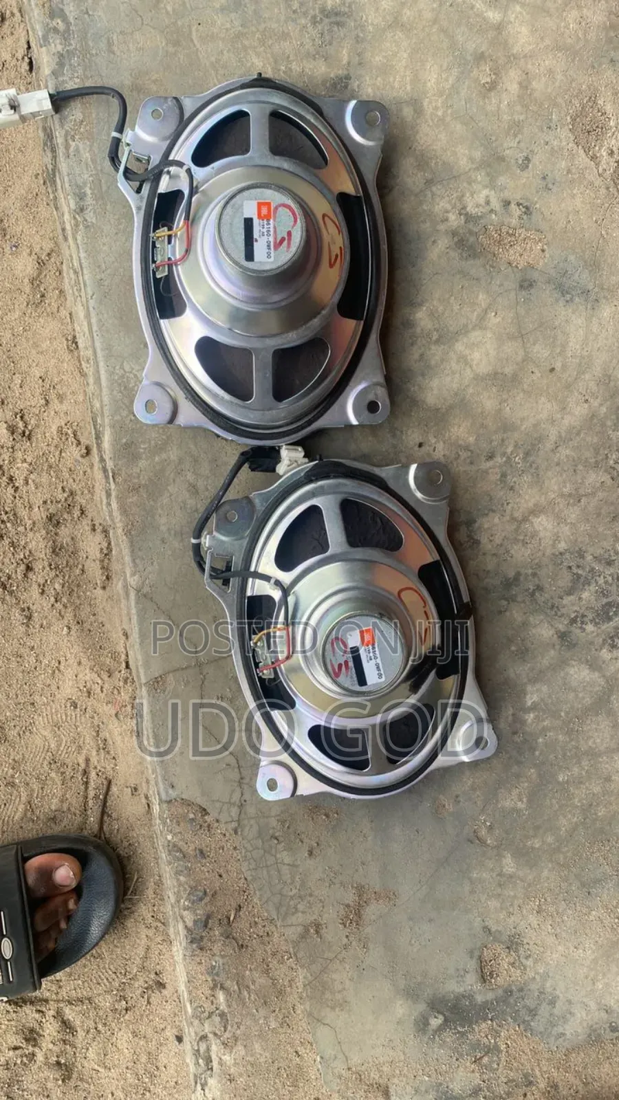 Toyota JBL Back Speaker