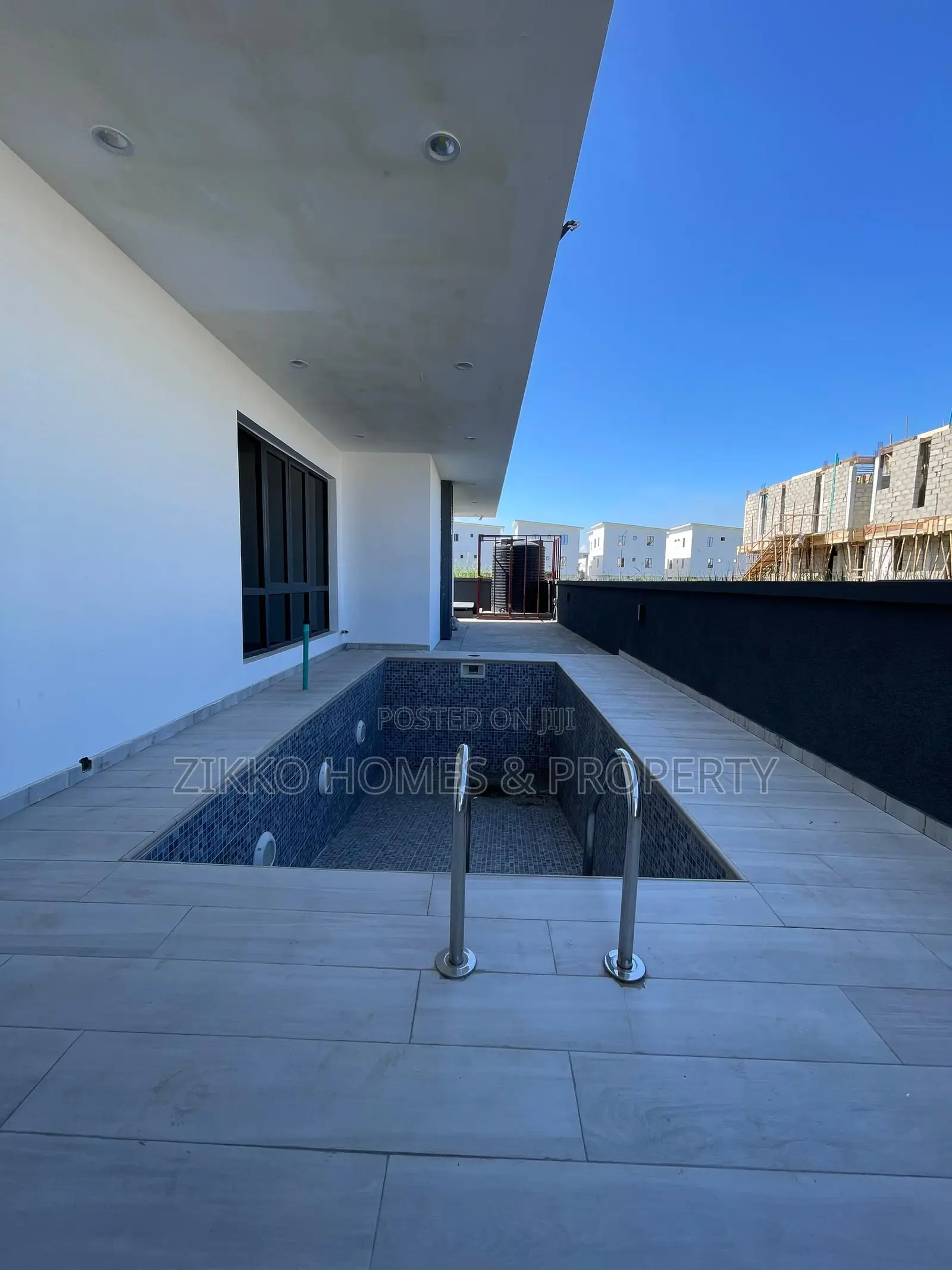 Furnished 5bdrm Duplex in Ikate for sale