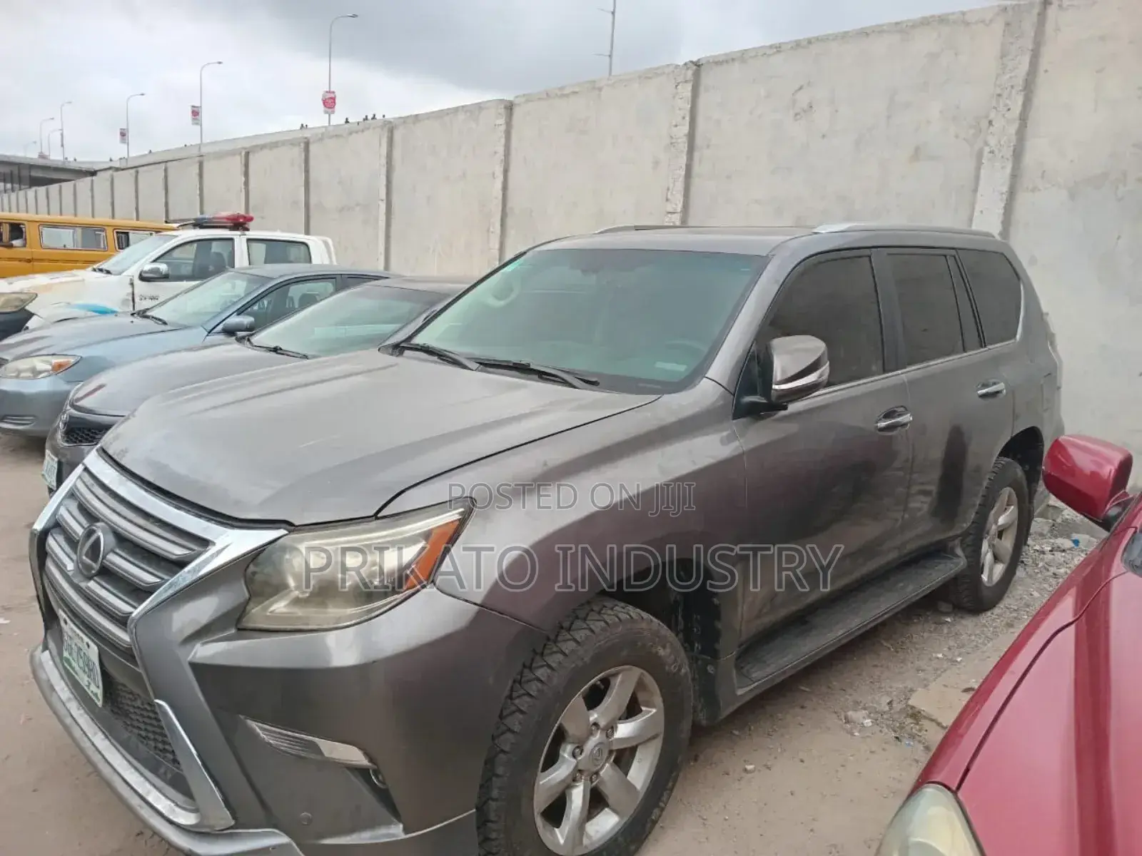 Airport Car Pick Up /SUV for Rent