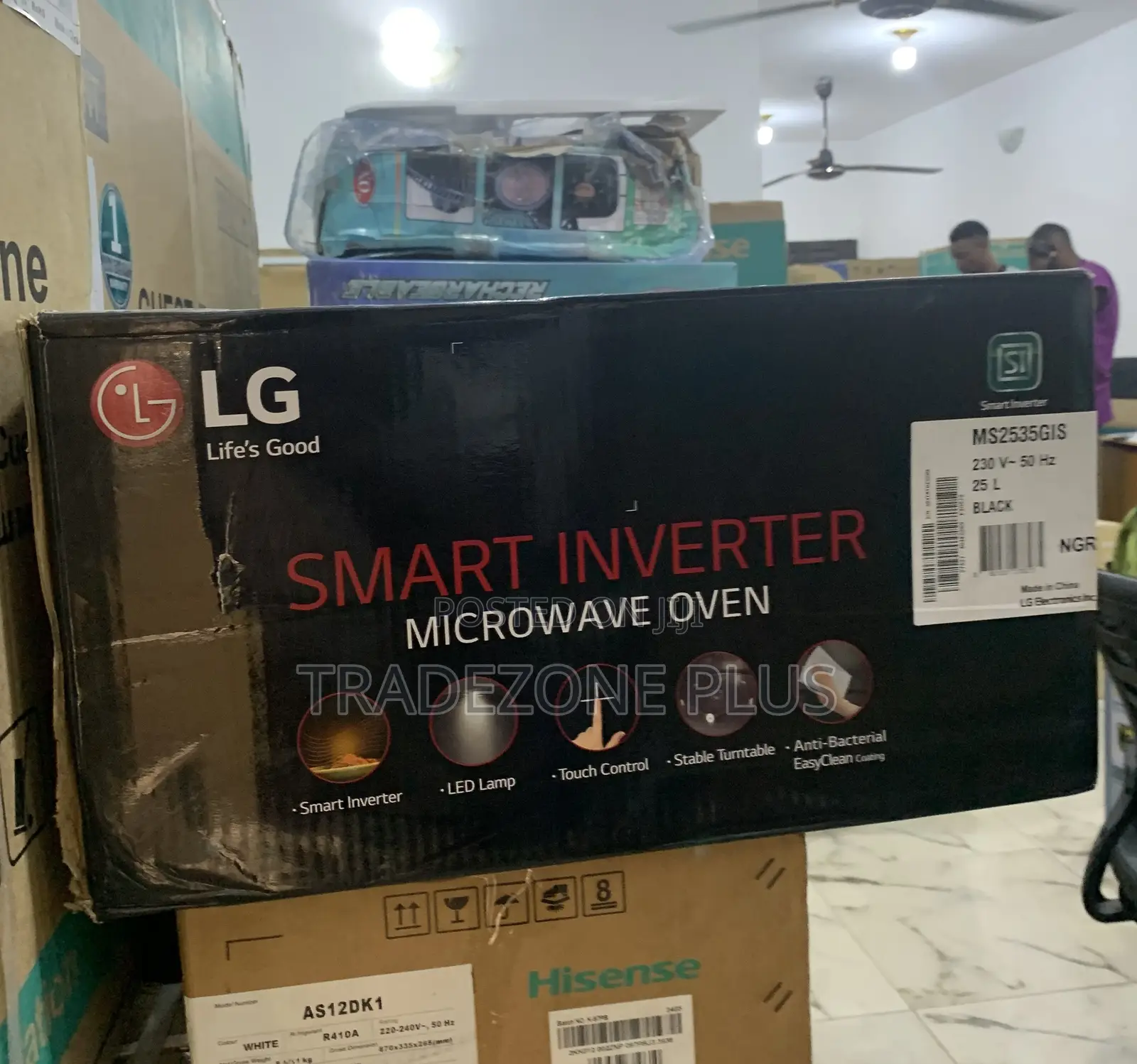 Speedy Servings LG MS2535GIS Microwave Oven - 25 Liters