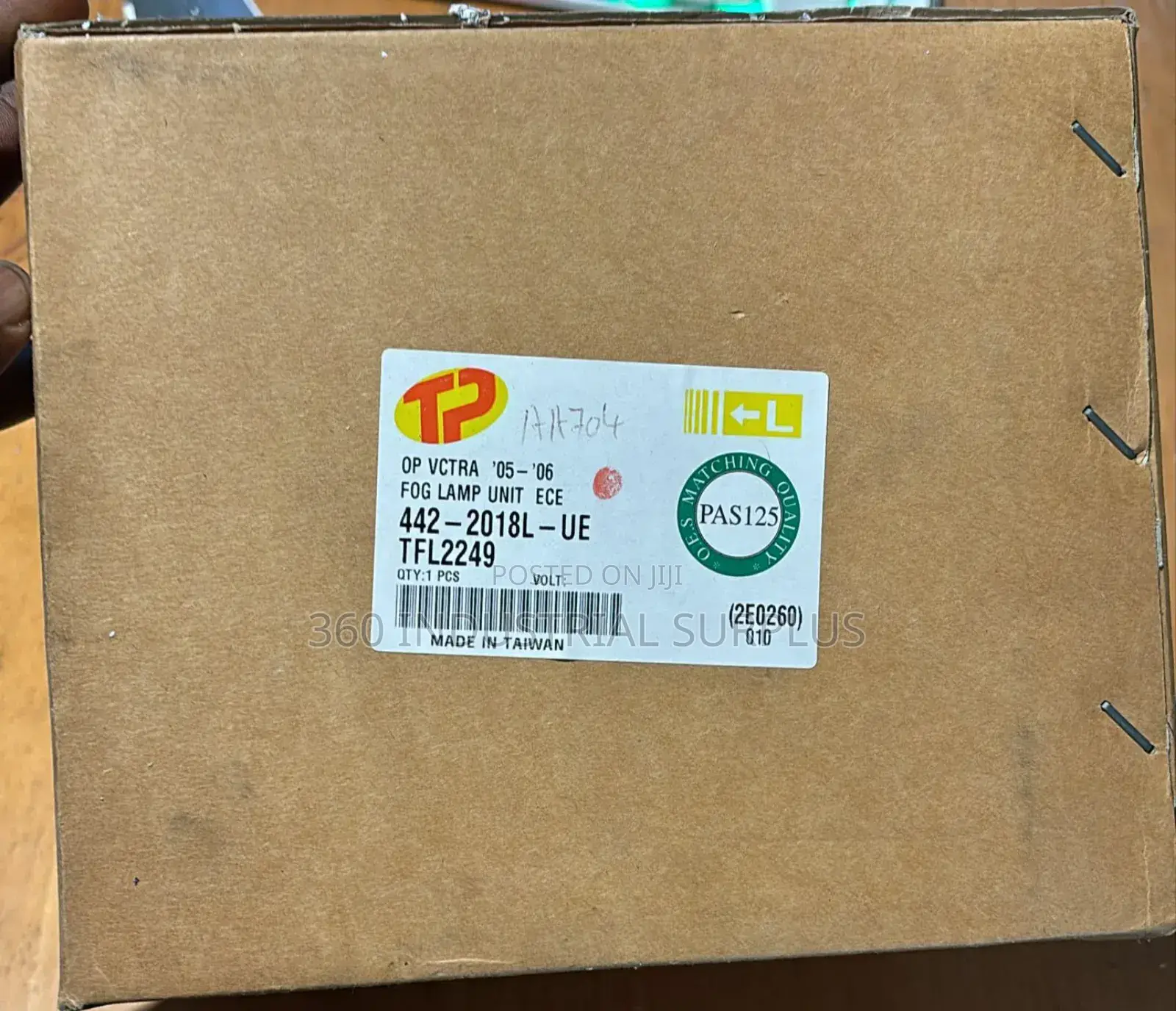 Genuine Tp Fog Lamp 442-2018l-Ue